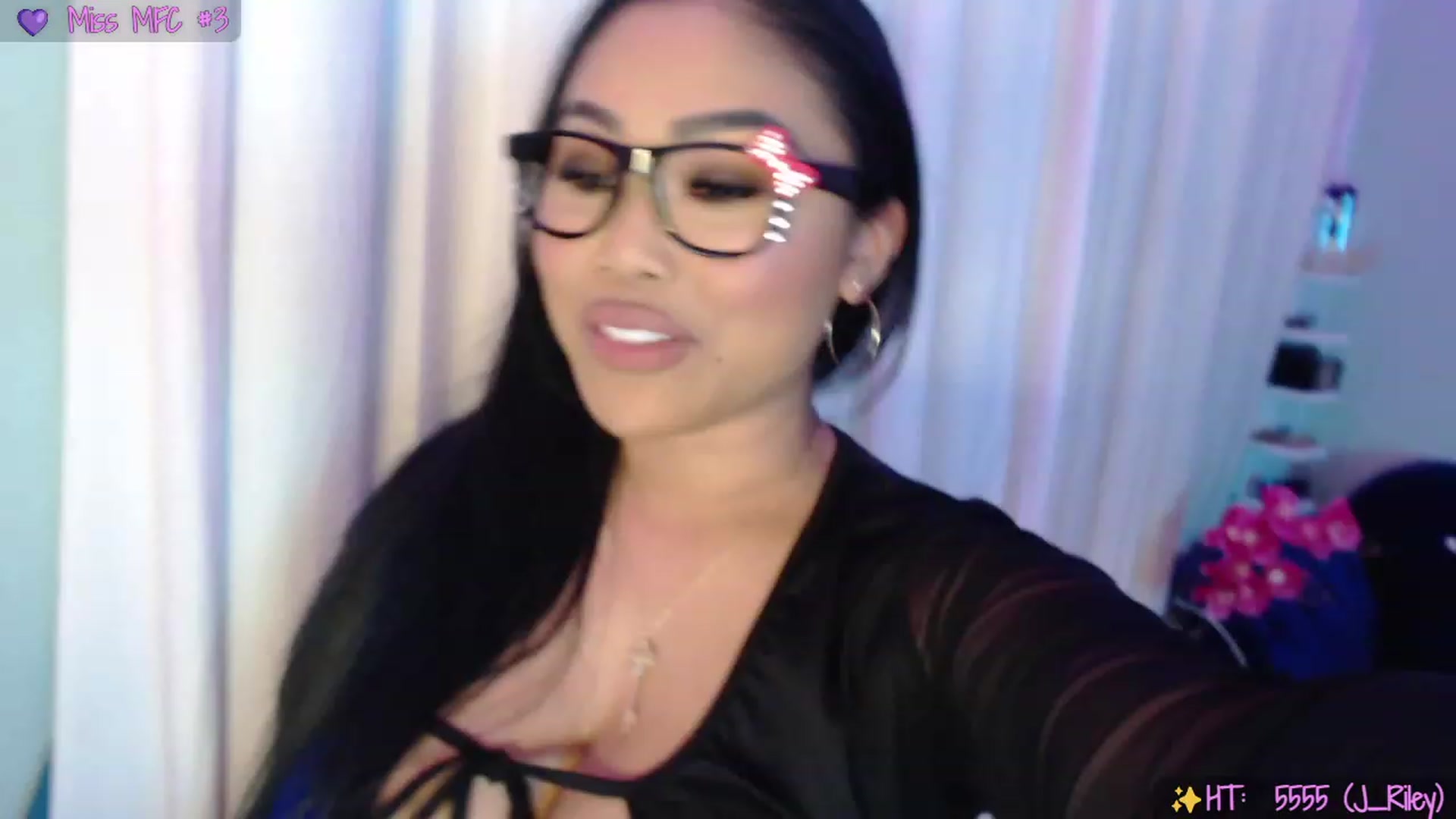Gallery image thumbnail from SinCityVEE's myfreecams stream on, 09/08/2023, 05:36 image 16 of 20