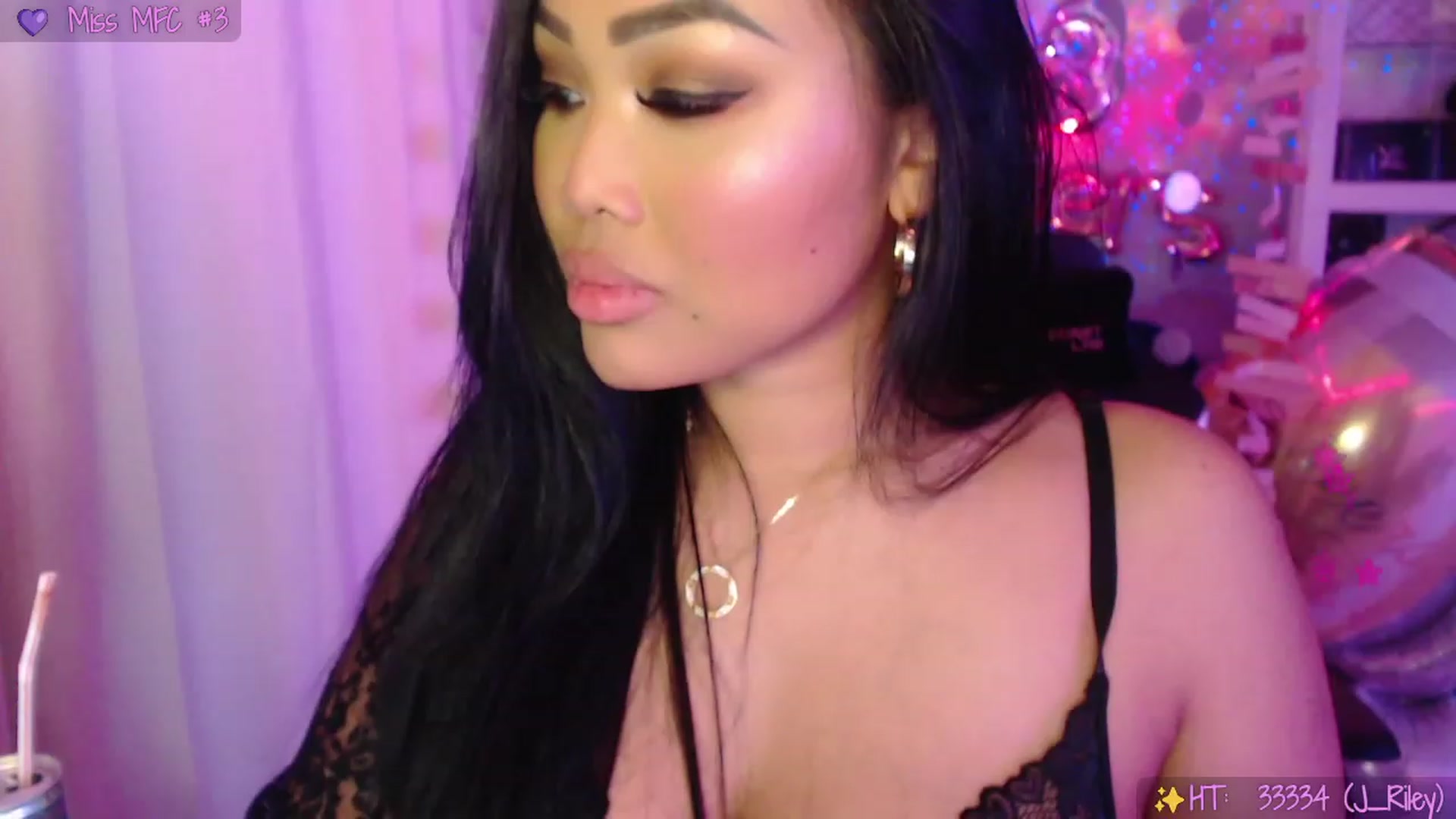 Gallery image thumbnail from SinCityVEE's myfreecams stream on, 09/10/2023, 09:17 image 15 of 20