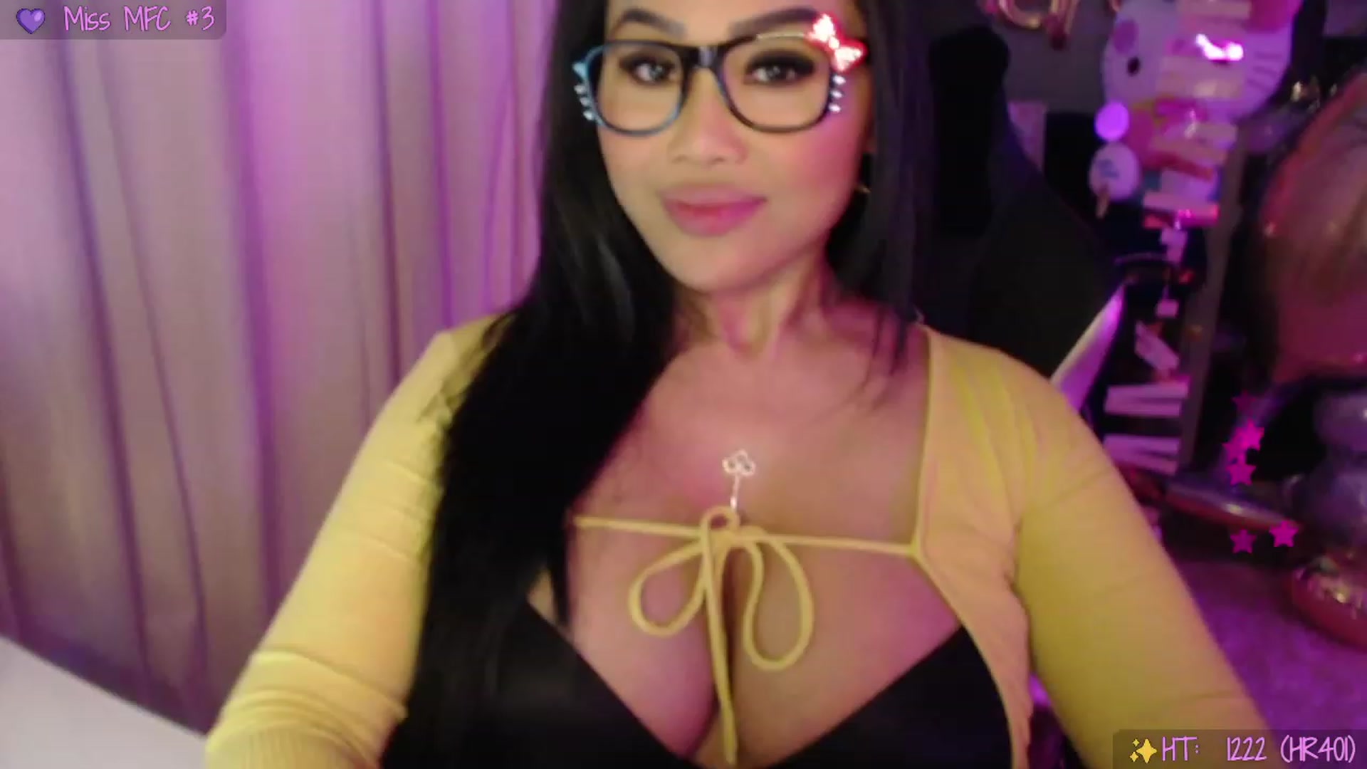 Gallery image thumbnail from SinCityVEE's myfreecams stream on, 09/13/2023, 07:08 image 2 of 20