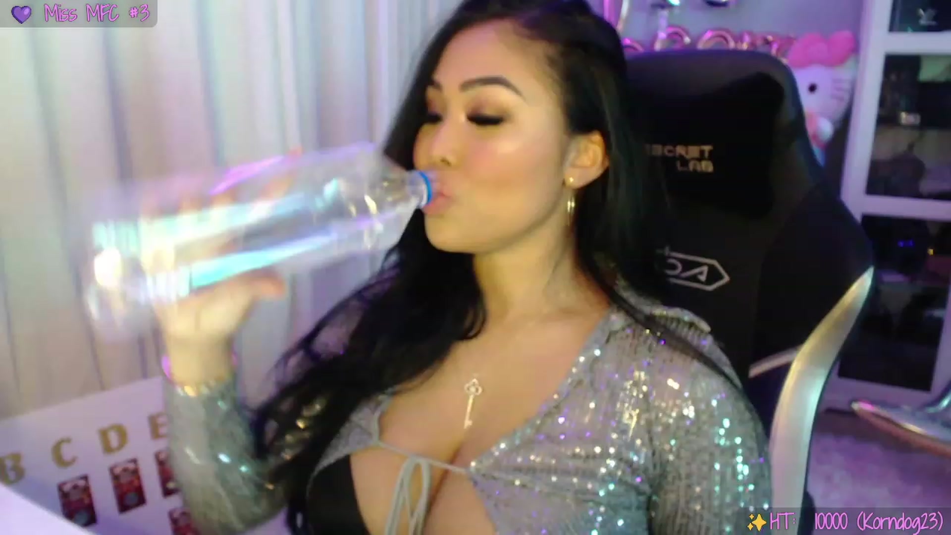 Gallery image thumbnail from SinCityVEE's myfreecams stream on, 09/16/2023, 08:37 image 12 of 20