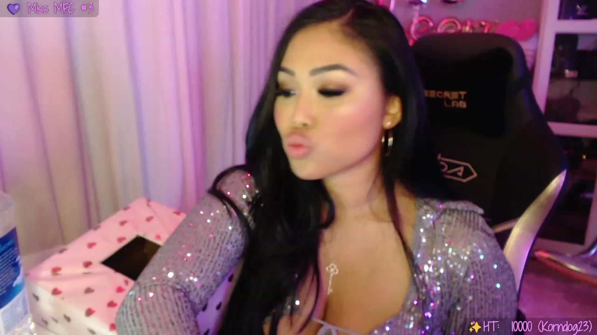 Gallery image thumbnail from SinCityVEE's myfreecams stream on, 09/16/2023, 08:37 image 13 of 20