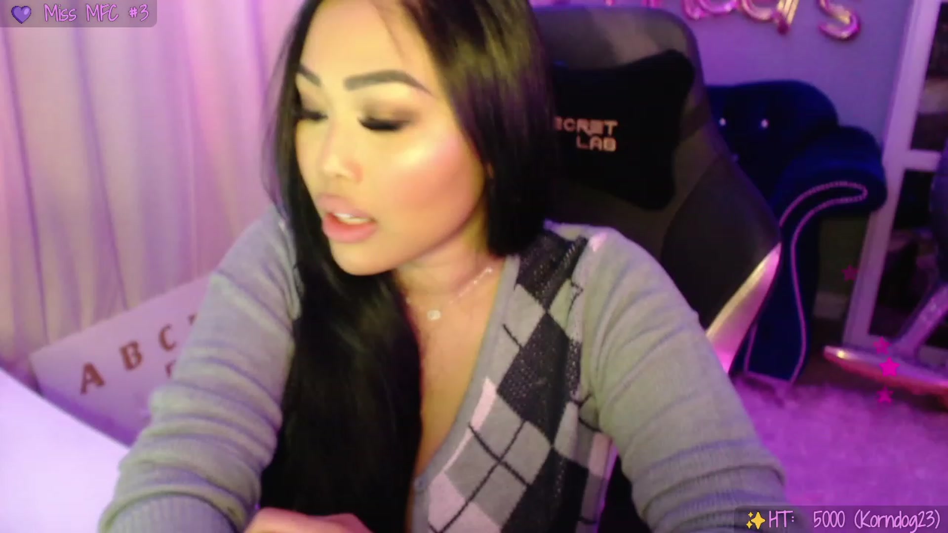 Gallery image thumbnail from SinCityVEE's myfreecams stream on, 09/18/2023, 07:25 image 12 of 20