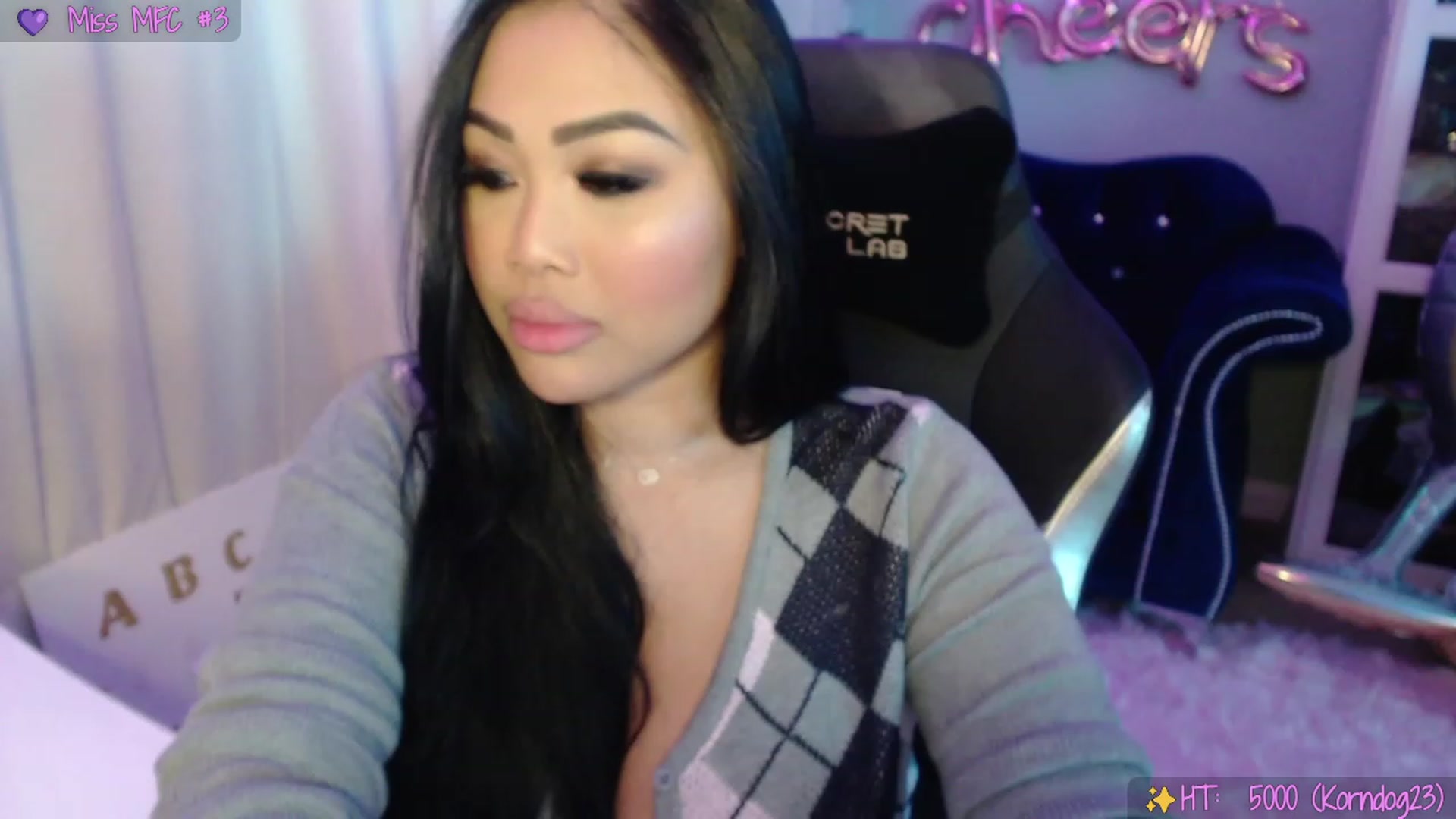 Gallery image thumbnail from SinCityVEE's myfreecams stream on, 09/18/2023, 07:25 image 15 of 20