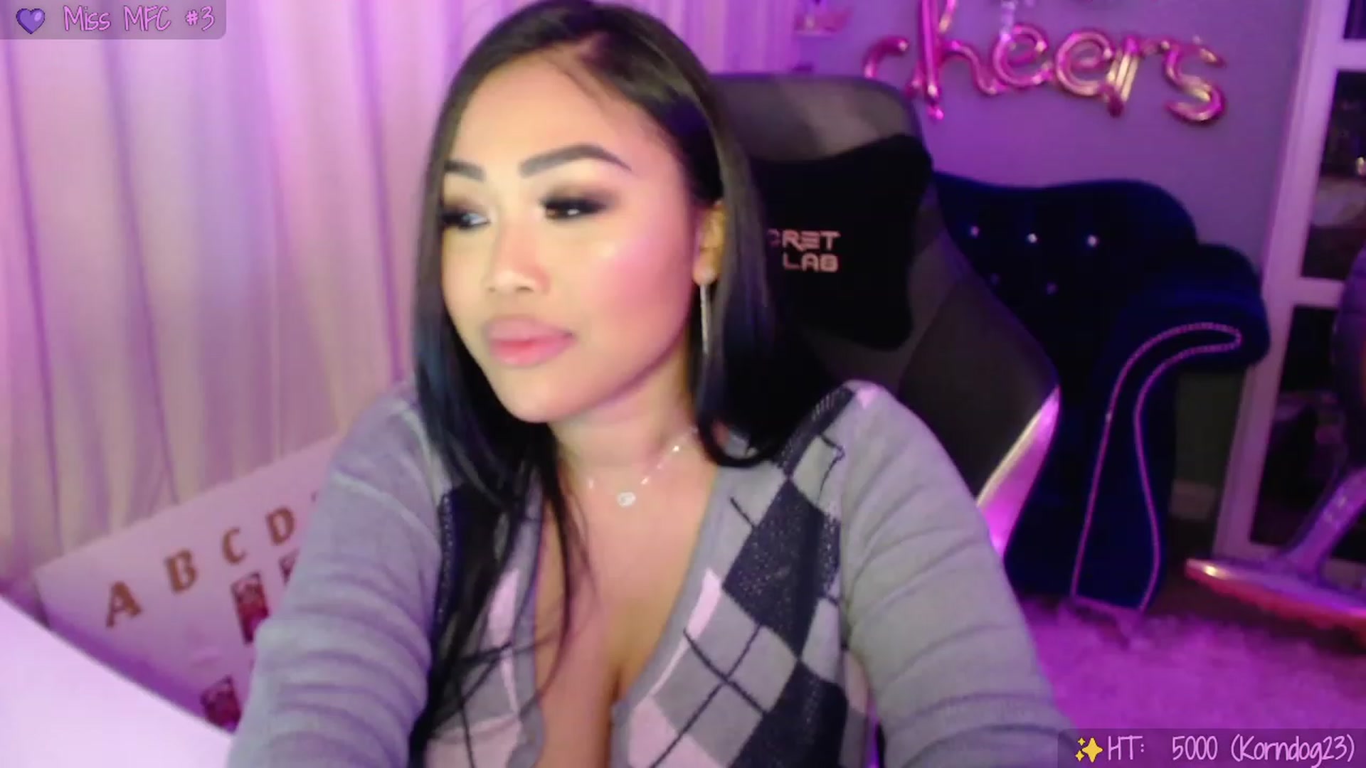 Gallery image thumbnail from SinCityVEE's myfreecams stream on, 09/18/2023, 07:25 image 9 of 20