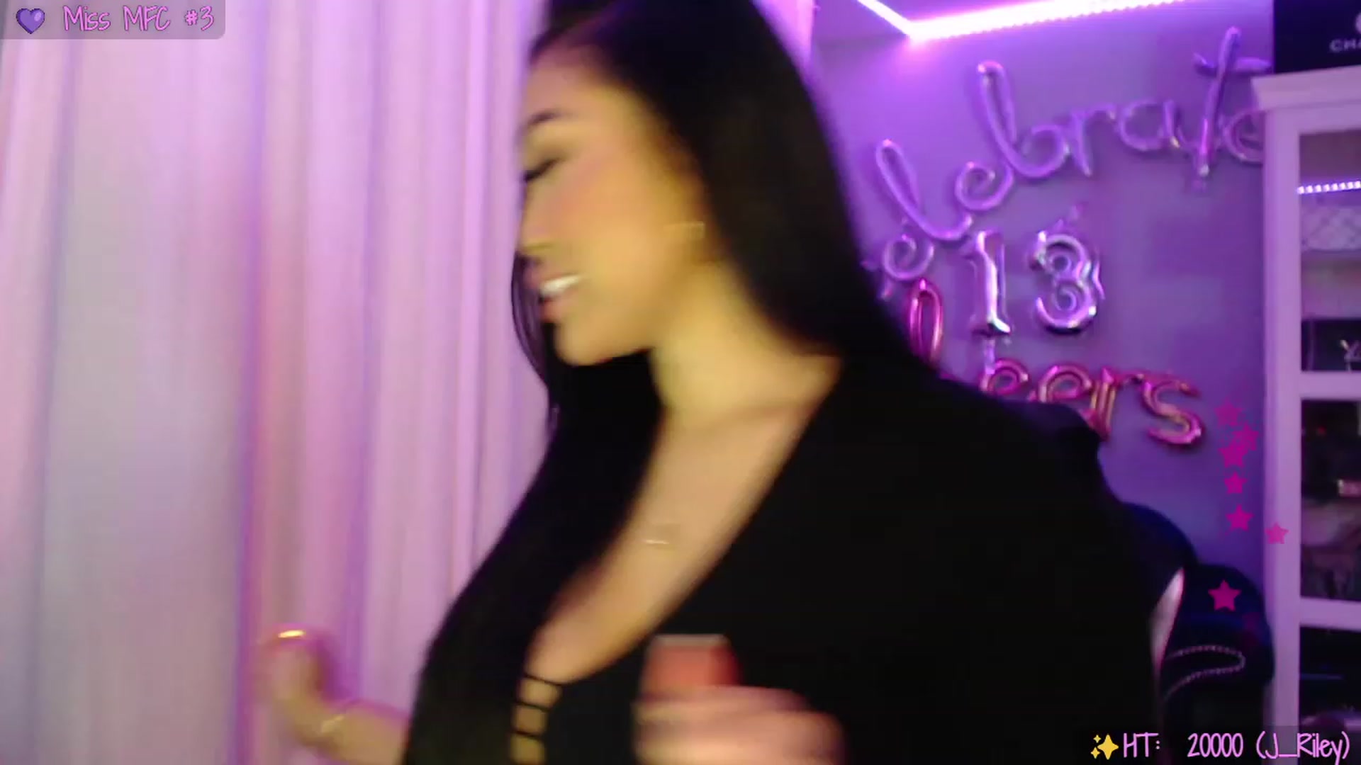 Gallery image thumbnail from SinCityVEE's myfreecams stream on, 09/24/2023, 08:24 image 7 of 20