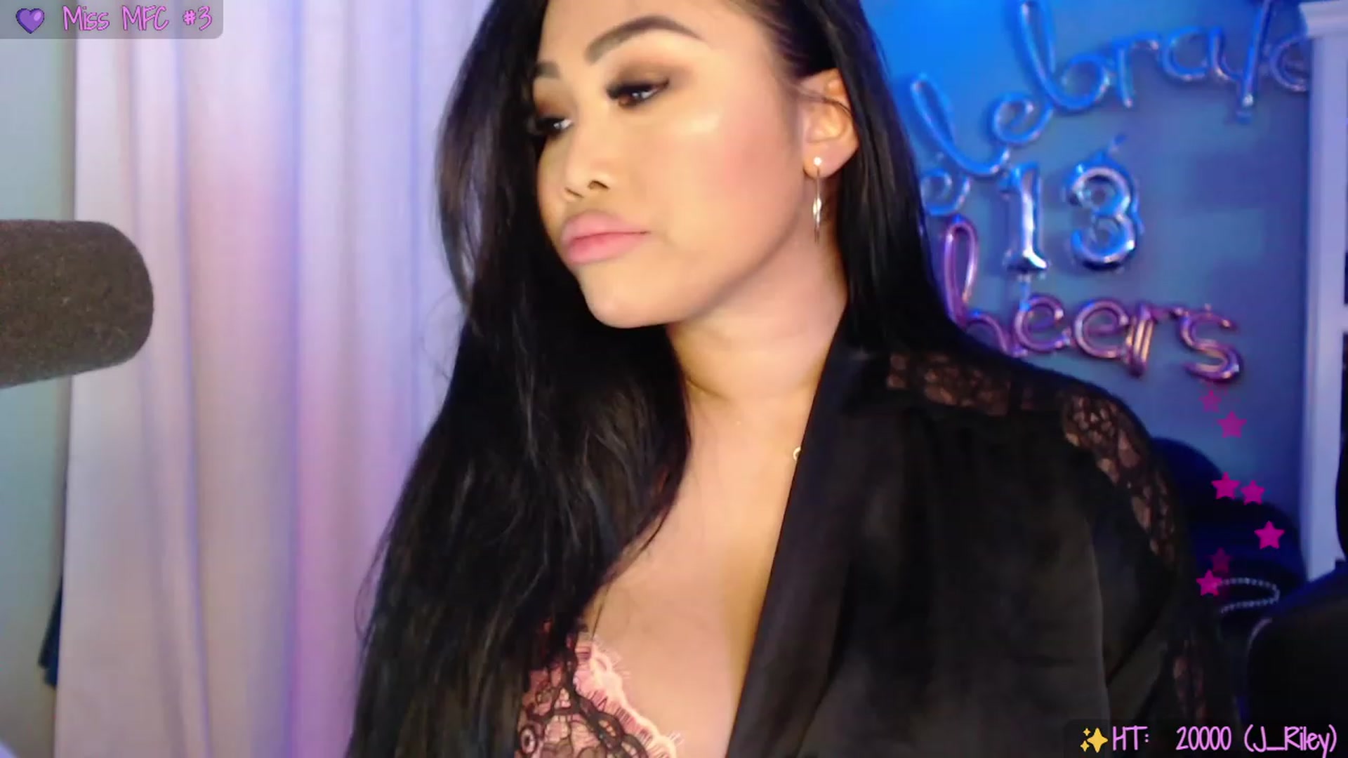Gallery image thumbnail from SinCityVEE's myfreecams stream on, 09/27/2023, 07:23 image 9 of 20