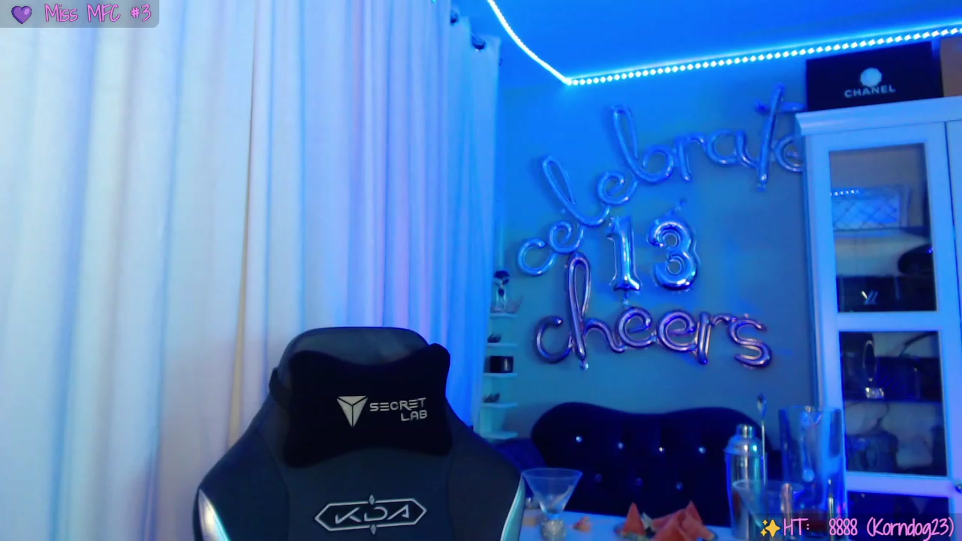 Gallery image thumbnail from SinCityVEE's myfreecams stream on, 09/29/2023, 07:36 image 19 of 20