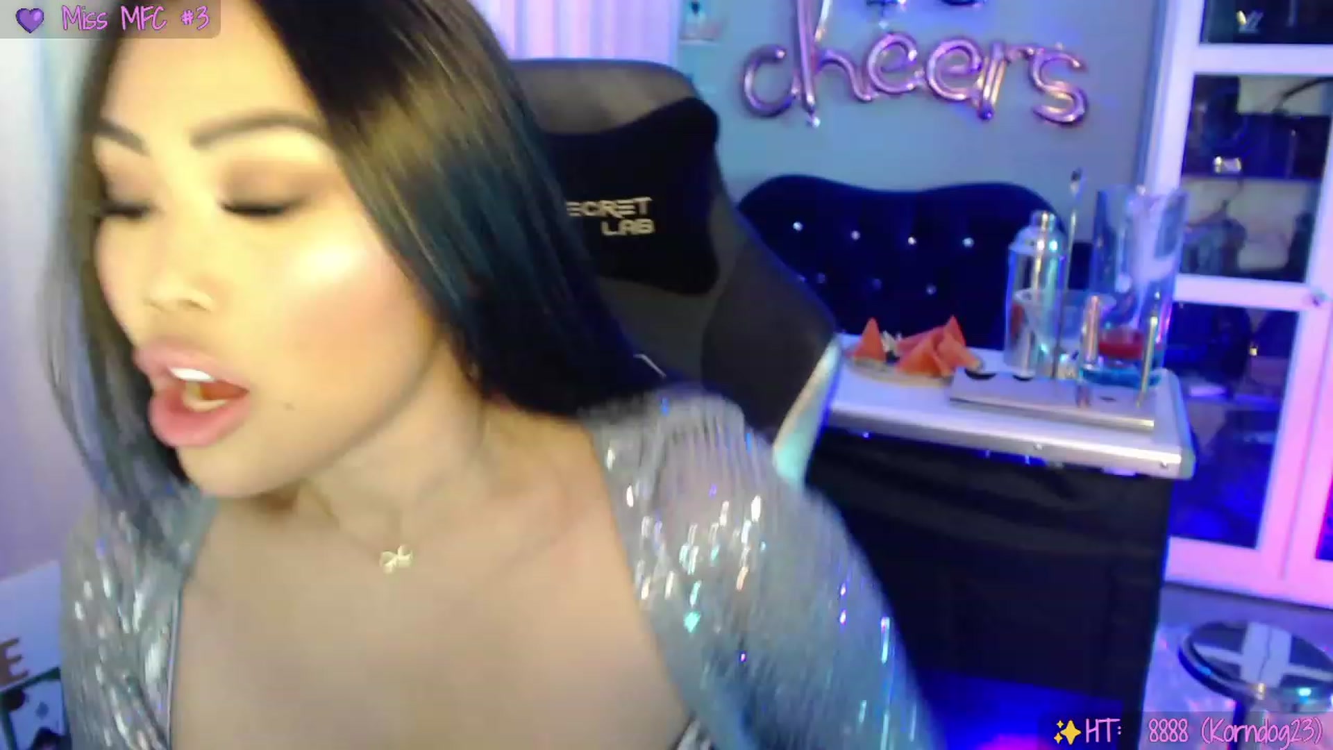 Gallery image thumbnail from SinCityVEE's myfreecams stream on, 09/29/2023, 07:36 image 18 of 20