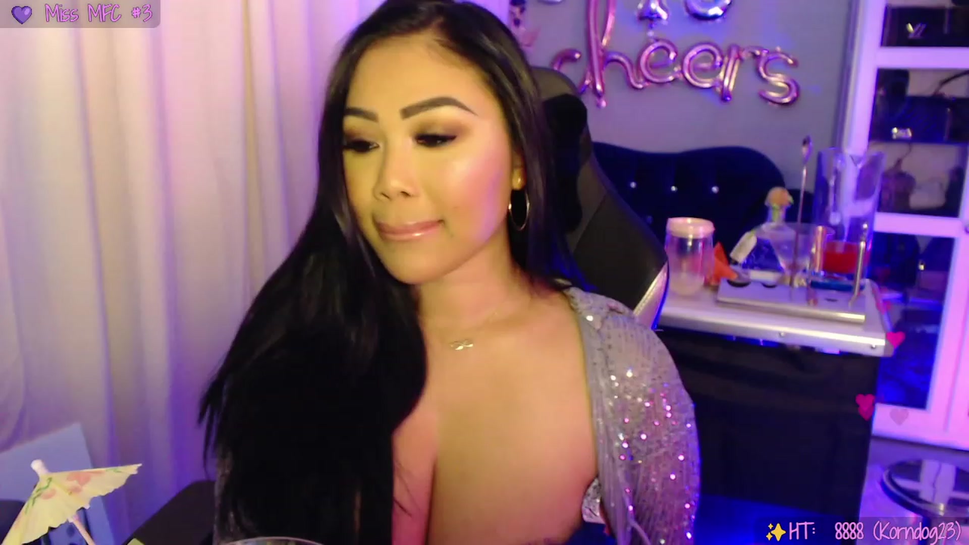 Gallery image thumbnail from SinCityVEE's myfreecams stream on, 09/29/2023, 07:36 image 11 of 20