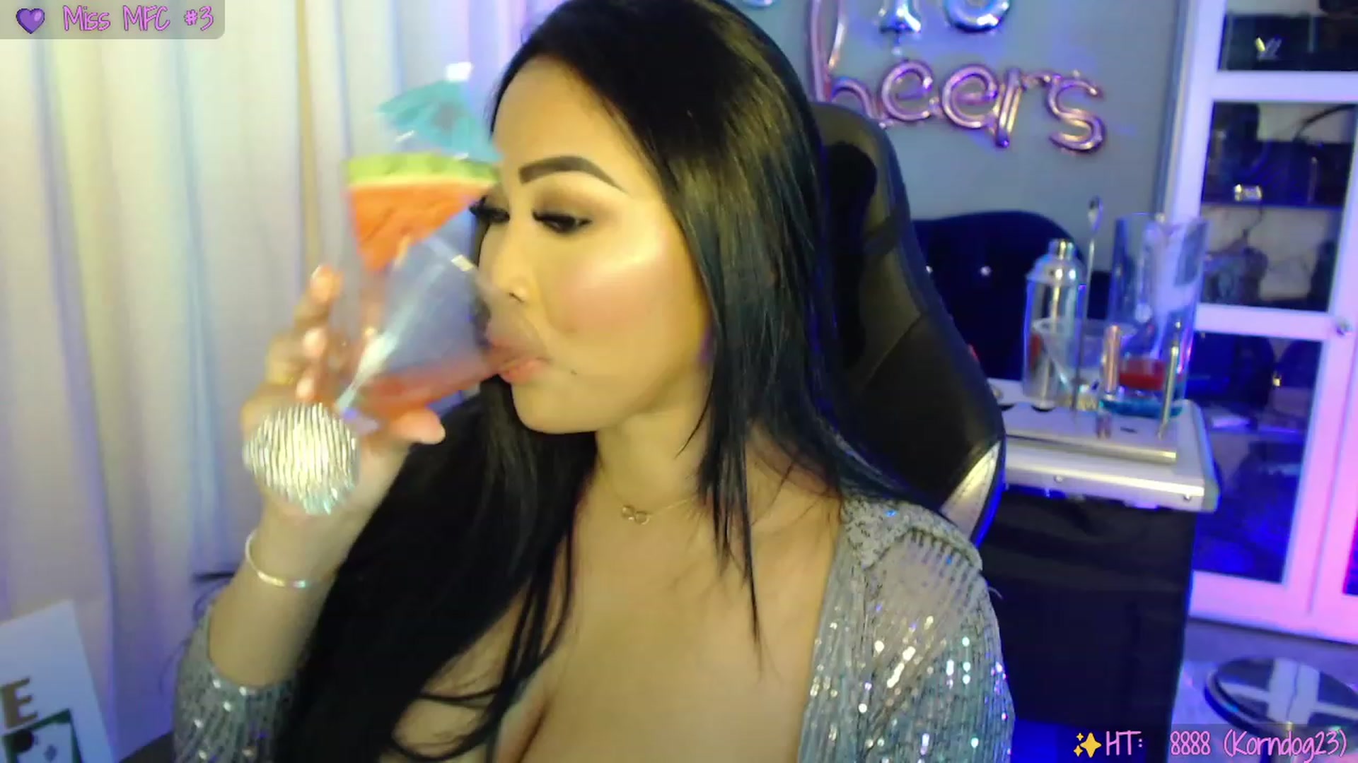 Gallery image thumbnail from SinCityVEE's myfreecams stream on, 09/29/2023, 07:36 image 16 of 20