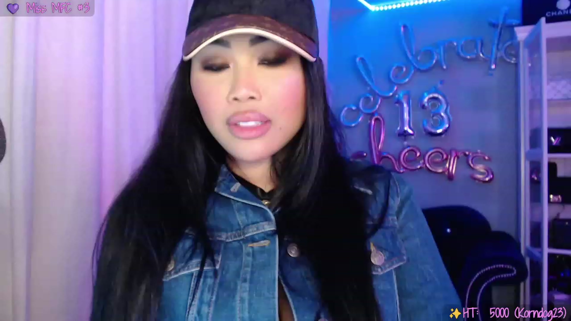 Gallery image thumbnail from SinCityVEE's myfreecams stream on, 09/30/2023, 08:29 image 16 of 20