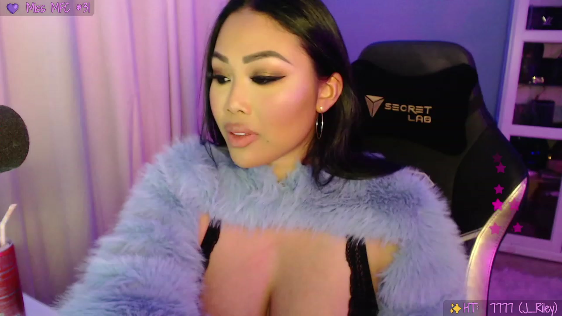 Gallery image thumbnail from SinCityVEE's myfreecams stream on, 10/02/2023, 07:27 image 8 of 20