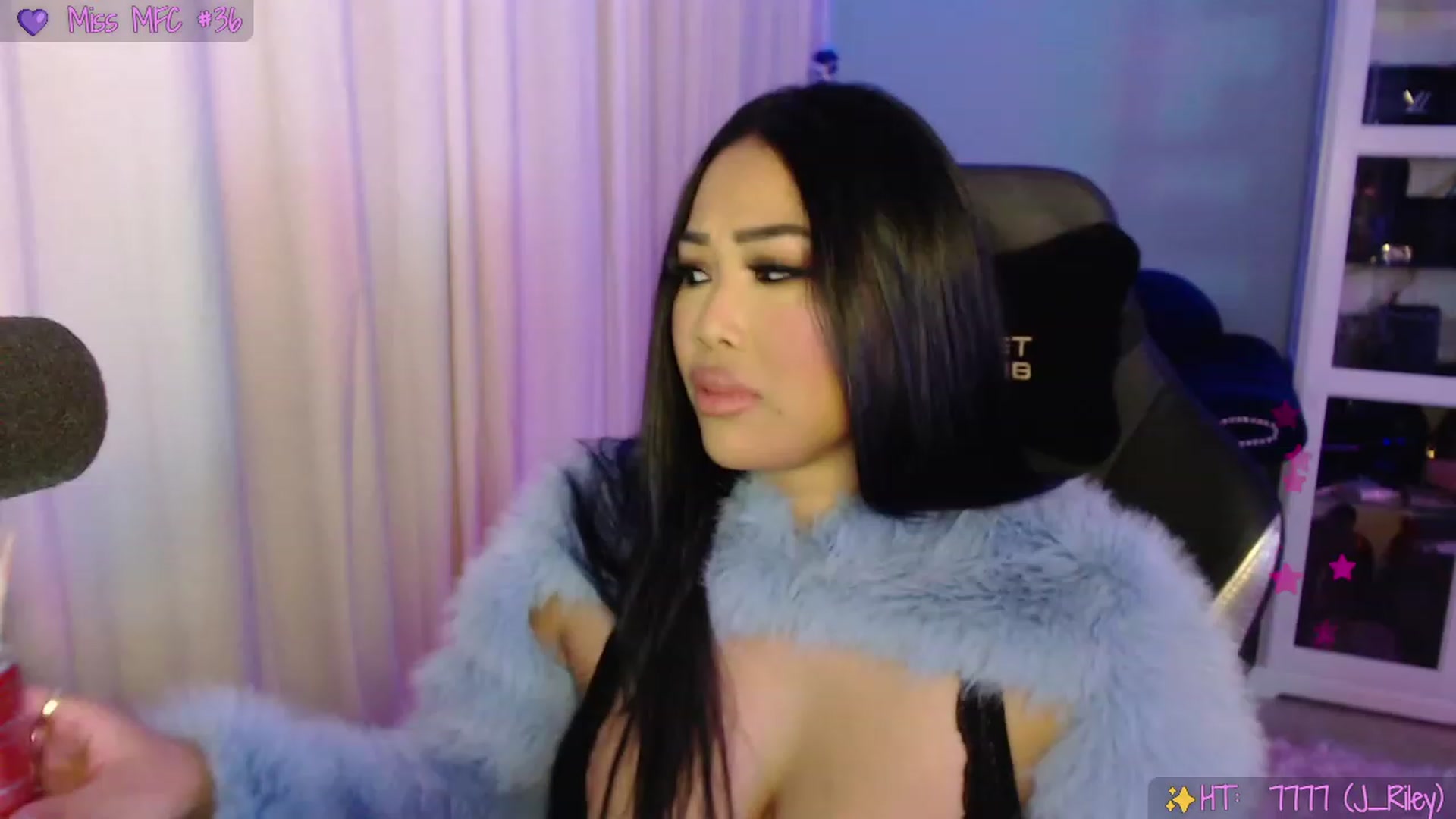 Gallery image thumbnail from SinCityVEE's myfreecams stream on, 10/02/2023, 07:27 image 7 of 20