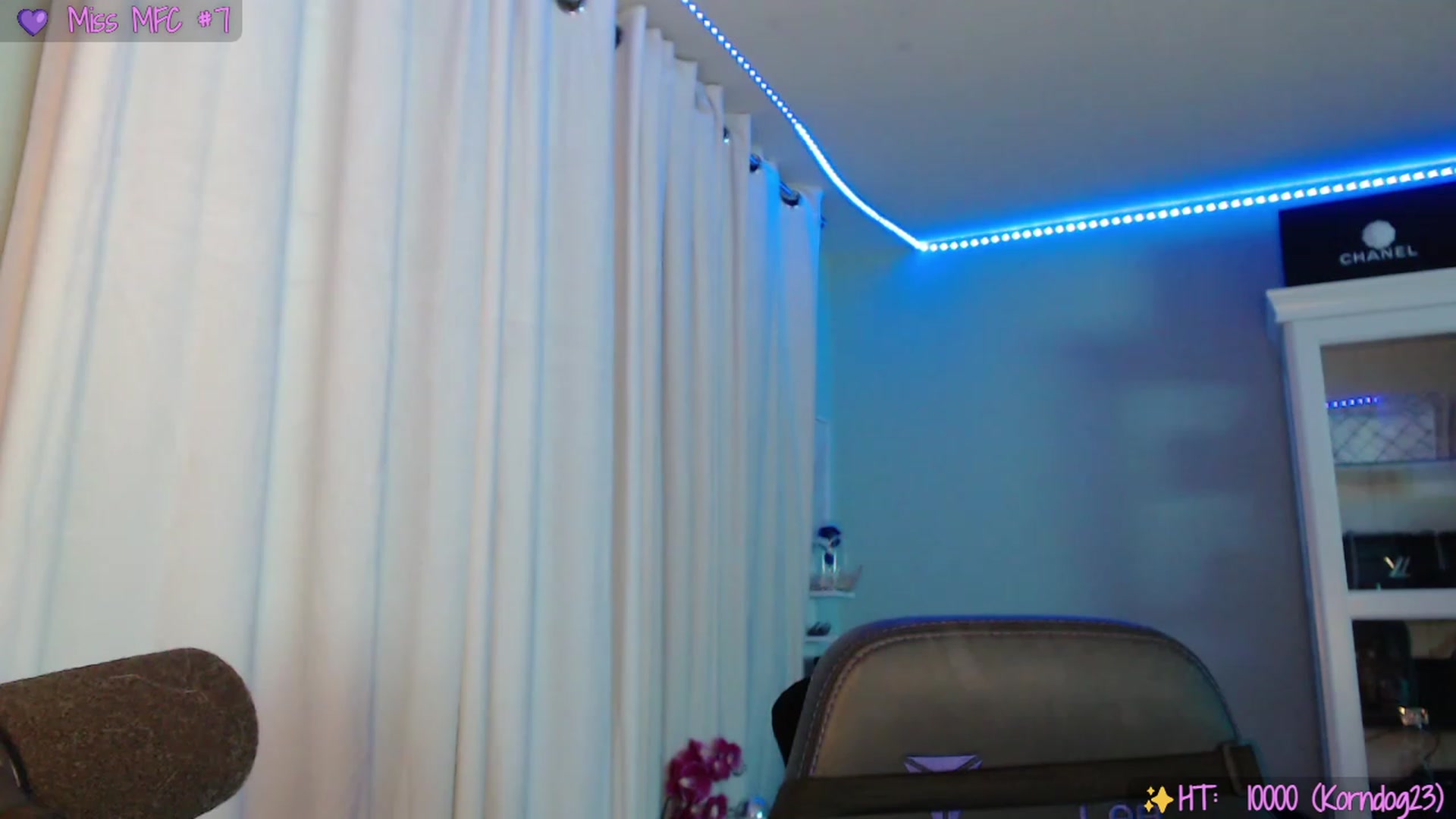 Gallery image thumbnail from SinCityVEE's myfreecams stream on, 10/02/2023, 08:36 image 20 of 20