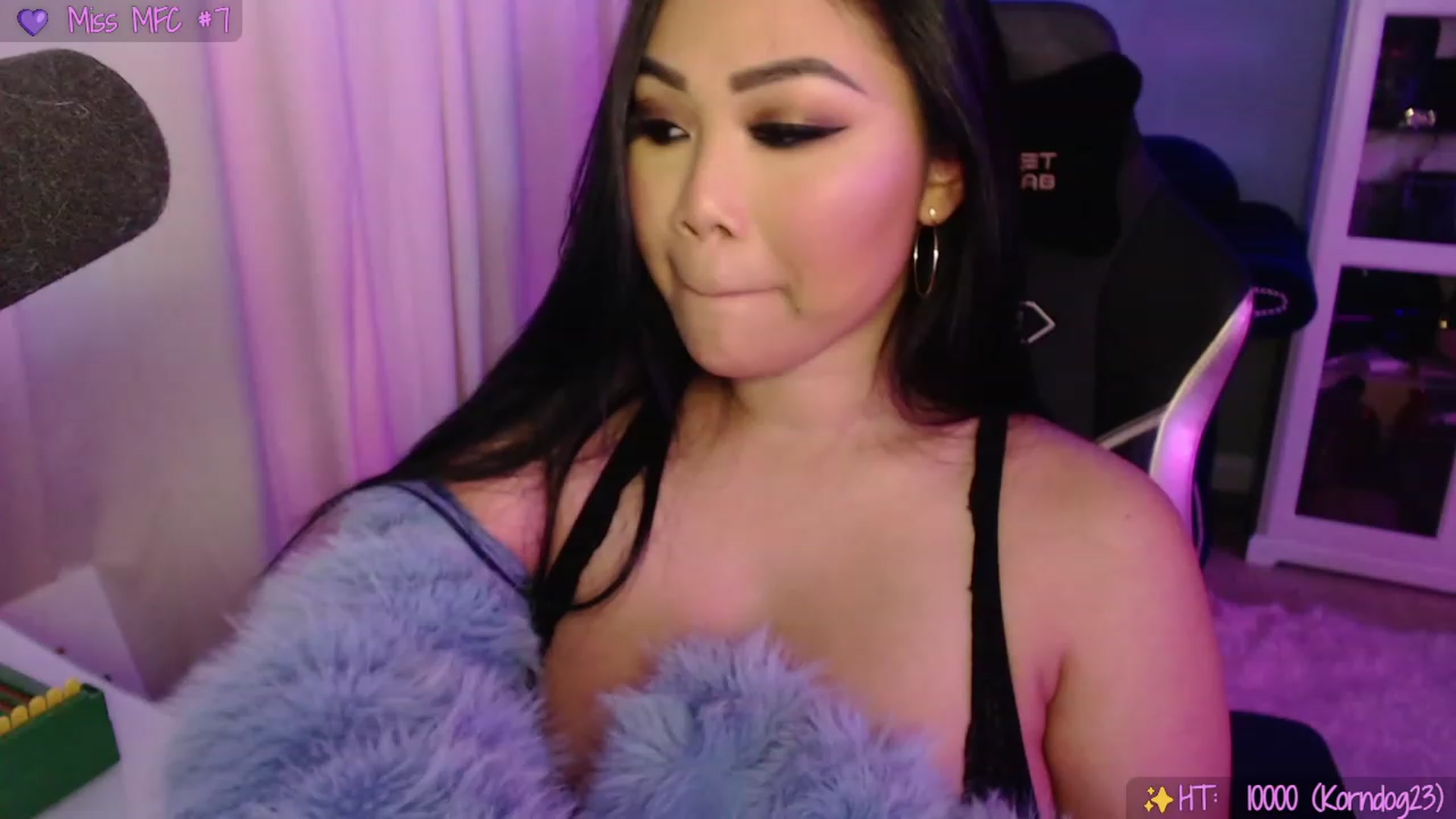 Gallery image thumbnail from SinCityVEE's myfreecams stream on, 10/02/2023, 08:36 image 18 of 20