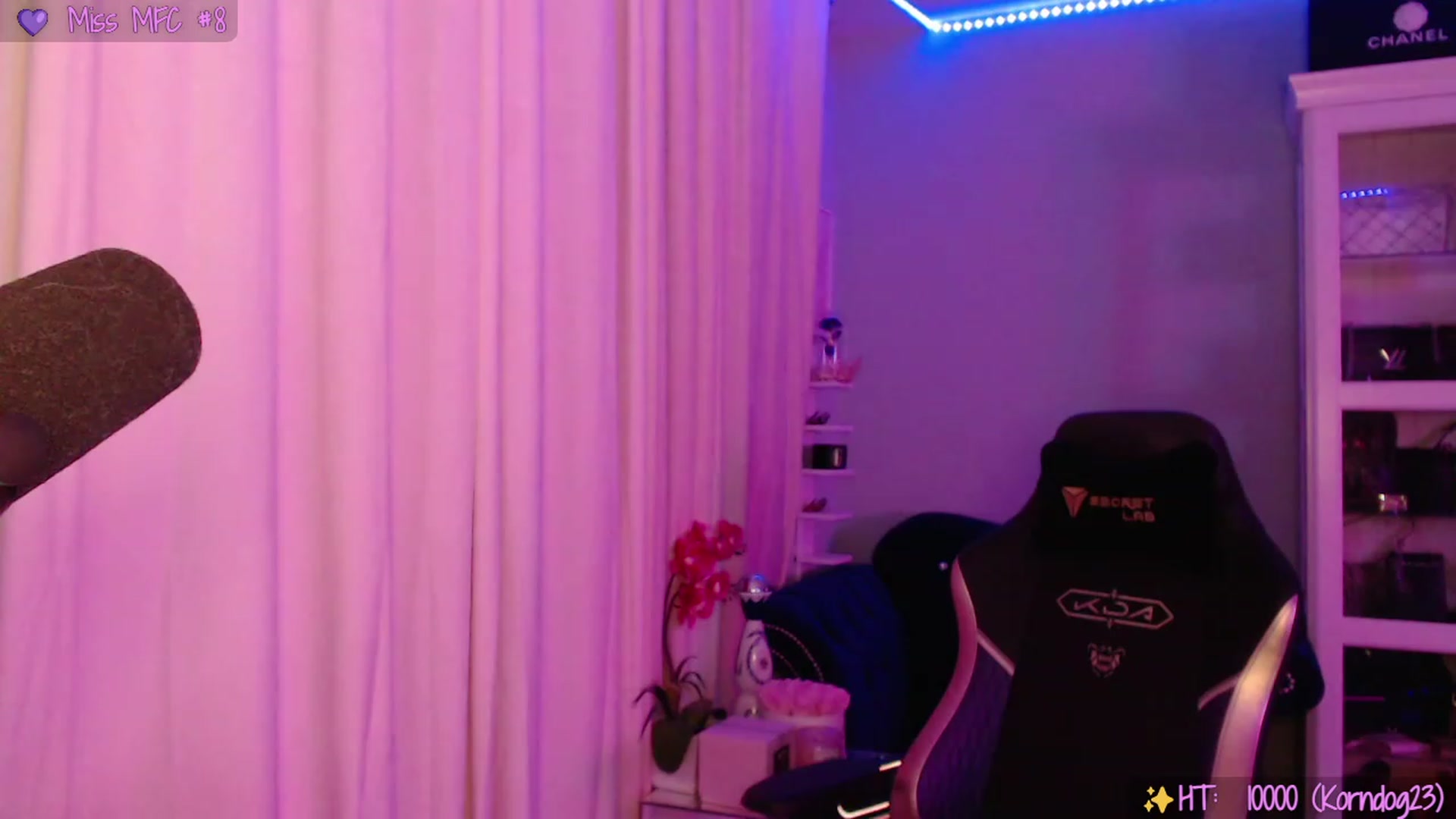 Gallery image thumbnail from SinCityVEE's myfreecams stream on, 10/02/2023, 08:36 image 13 of 20
