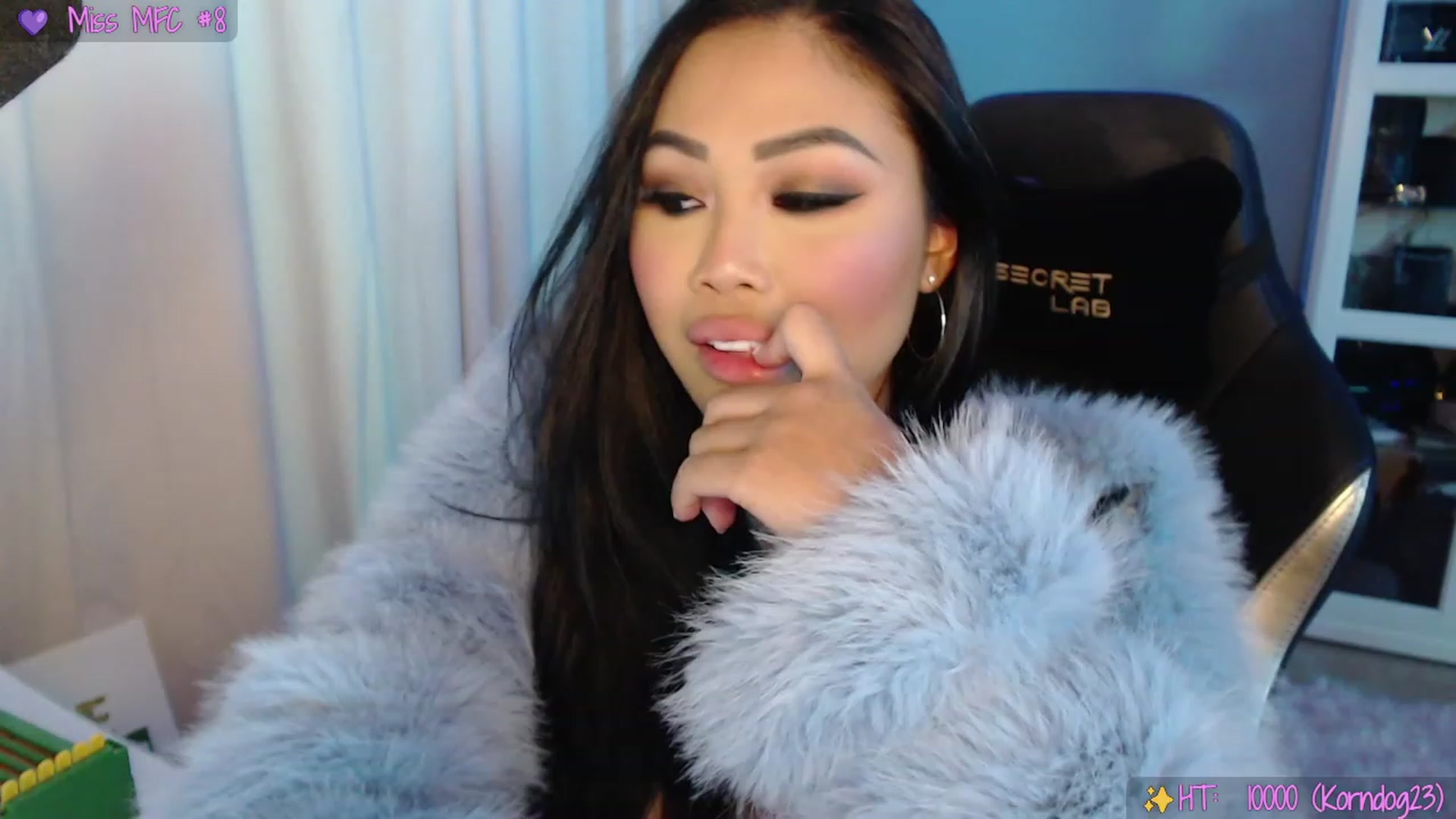 Gallery image thumbnail from SinCityVEE's myfreecams stream on, 10/02/2023, 08:36 image 15 of 20