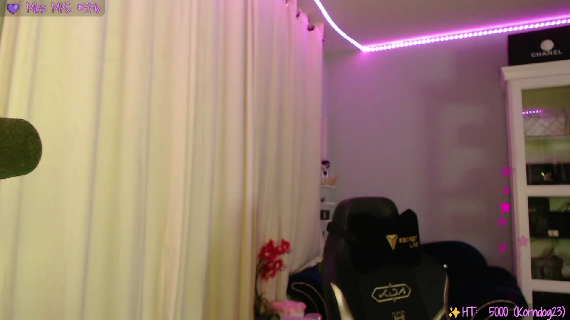 Gallery image thumbnail from SinCityVEE's myfreecams stream on, 11/01/2023, 07:56 image 6 of 20