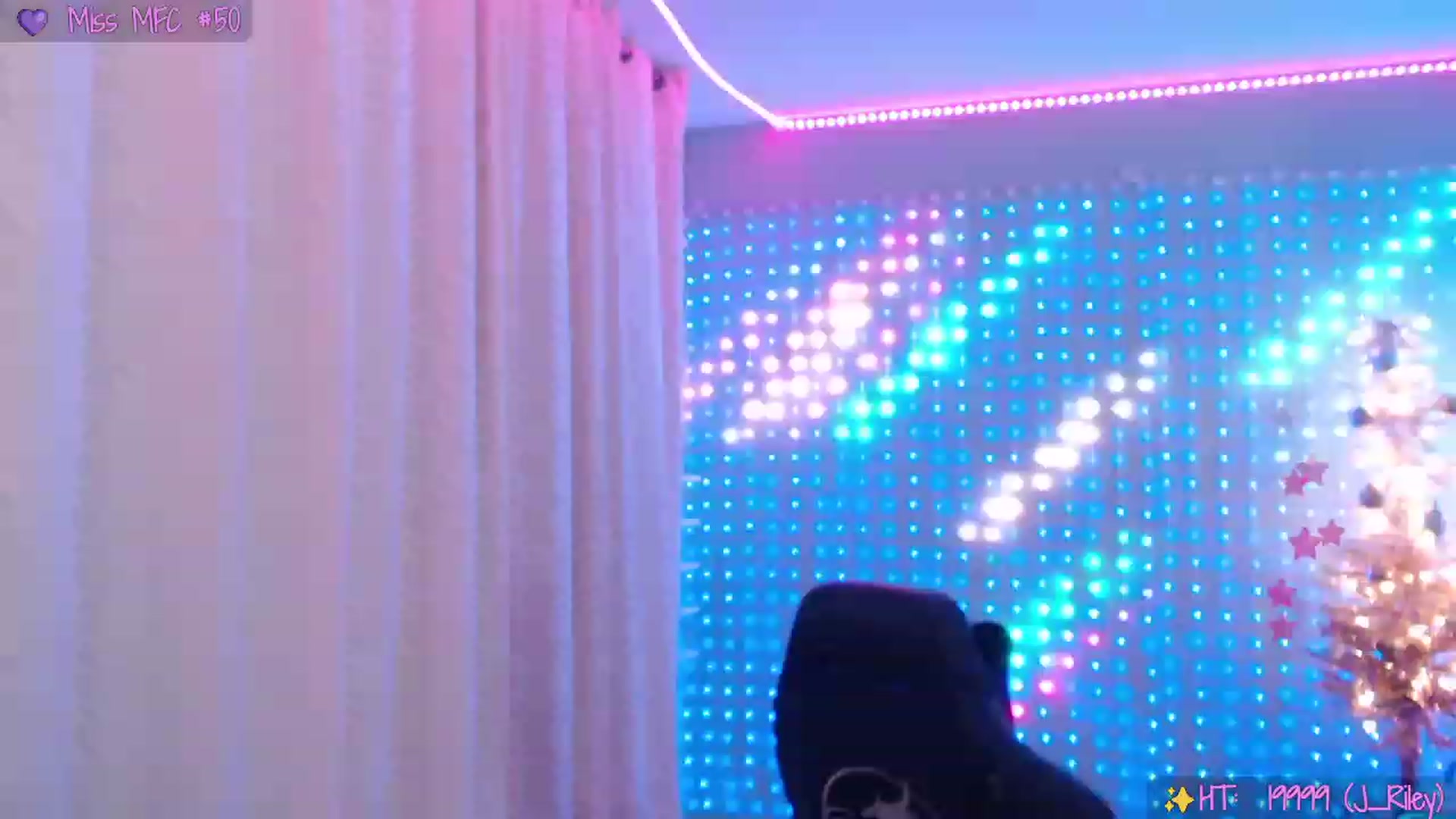 Gallery image thumbnail from SinCityVEE's myfreecams stream on, 11/16/2023, 07:42 image 4 of 20