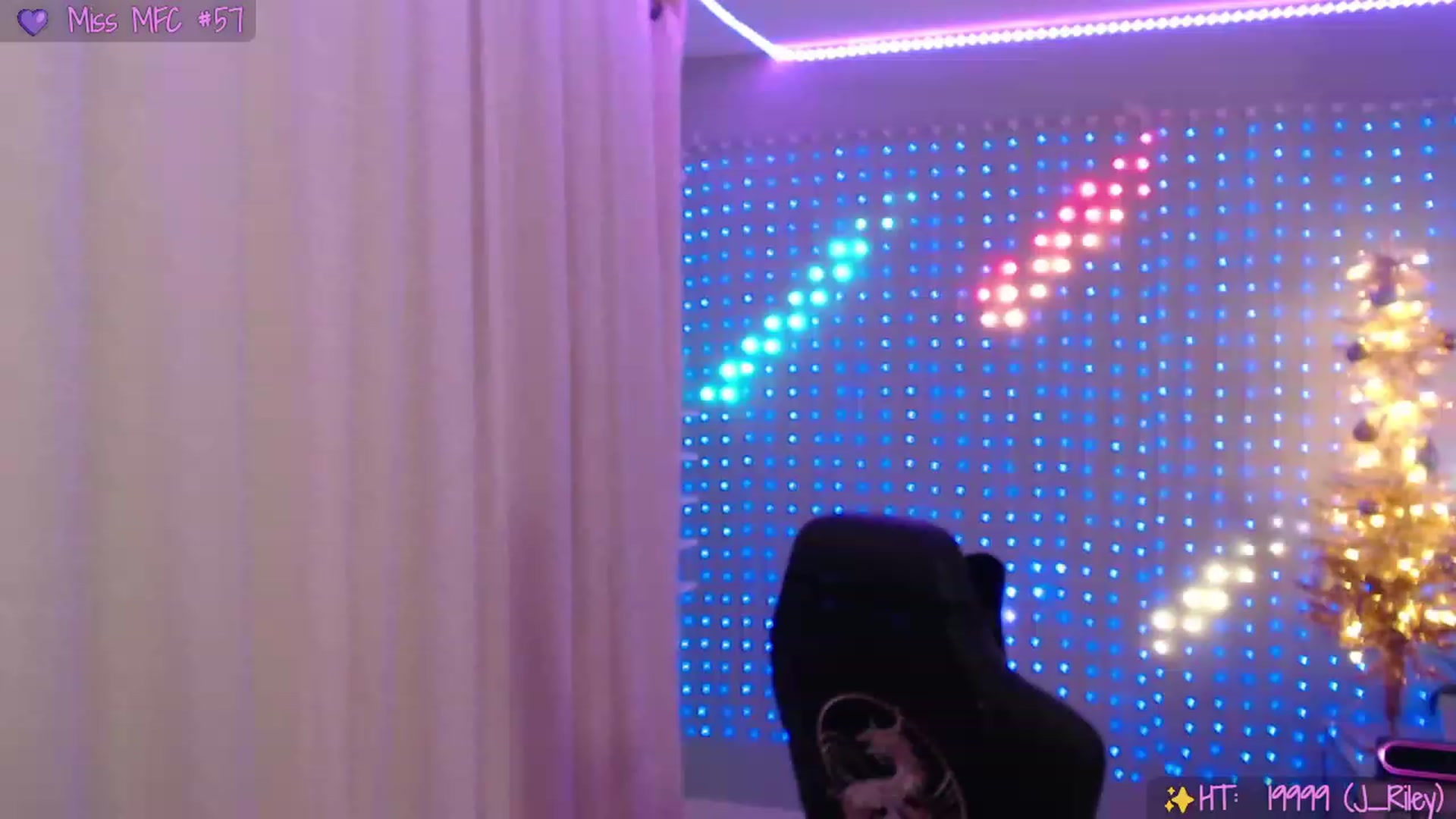 Gallery image thumbnail from SinCityVEE's myfreecams stream on, 11/16/2023, 07:42 image 2 of 20