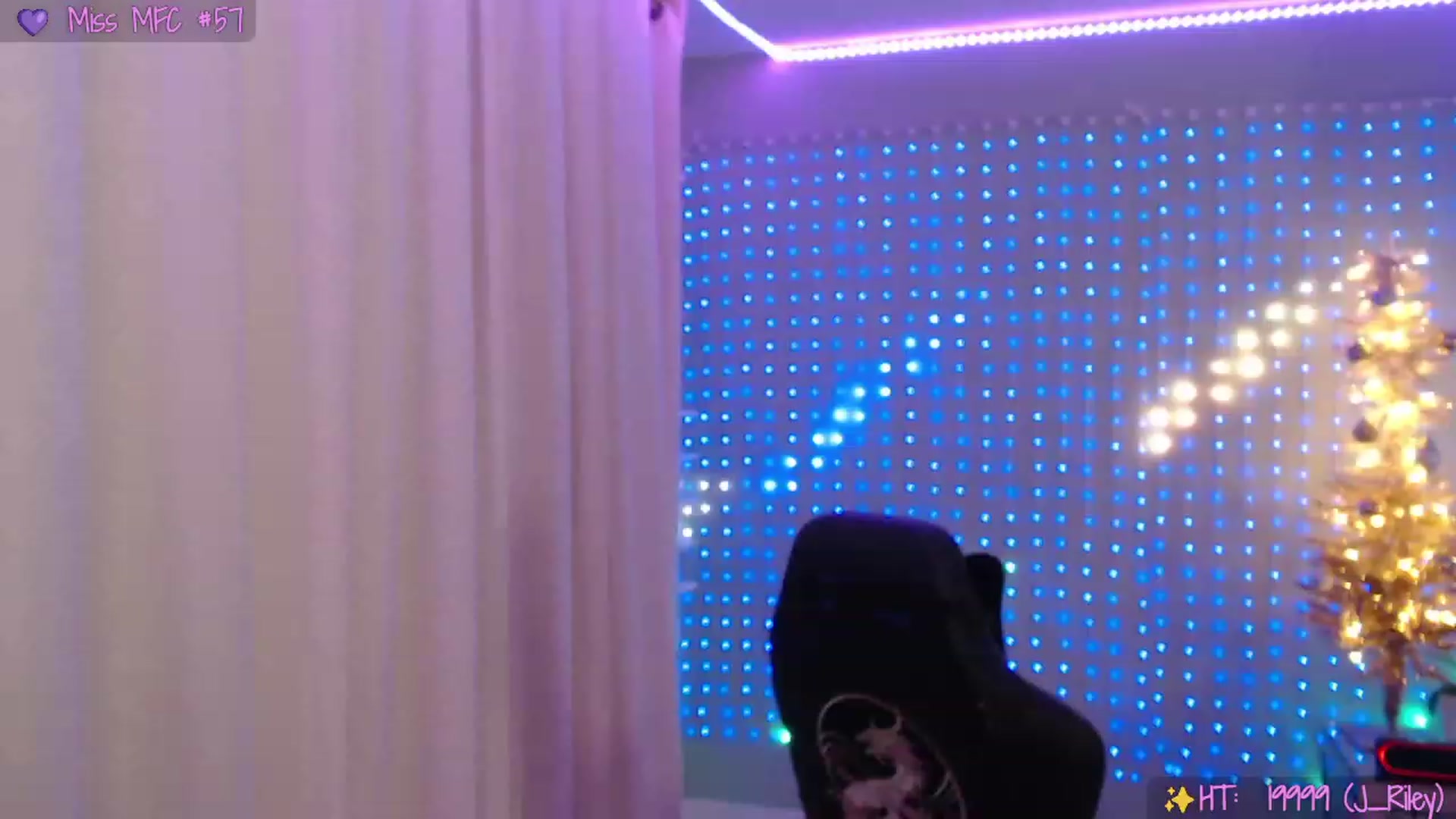 Gallery image thumbnail from SinCityVEE's myfreecams stream on, 11/16/2023, 07:42 image 1 of 20