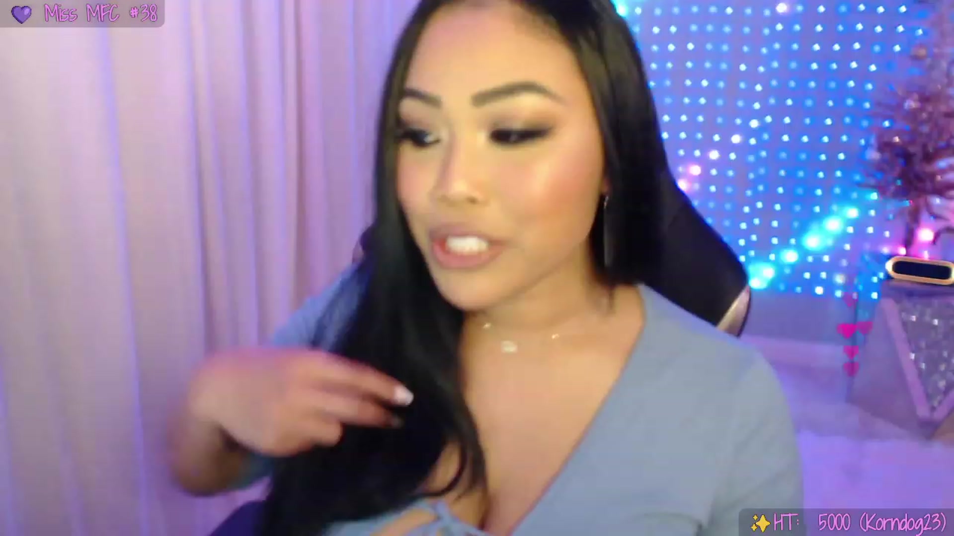 Gallery image thumbnail from SinCityVEE's myfreecams stream on, 11/18/2023, 09:58 image 6 of 20