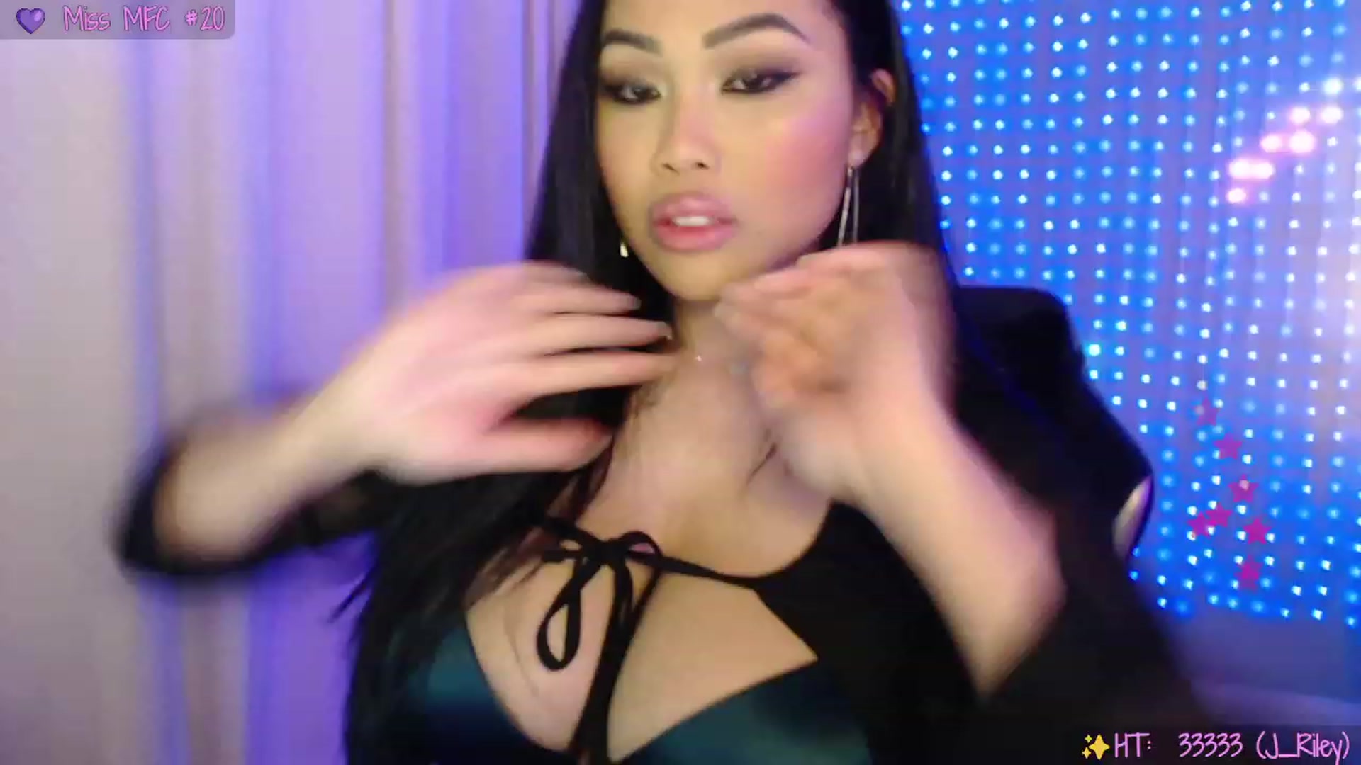 Gallery image thumbnail from SinCityVEE's myfreecams stream on, 11/26/2023, 08:55 image 11 of 20