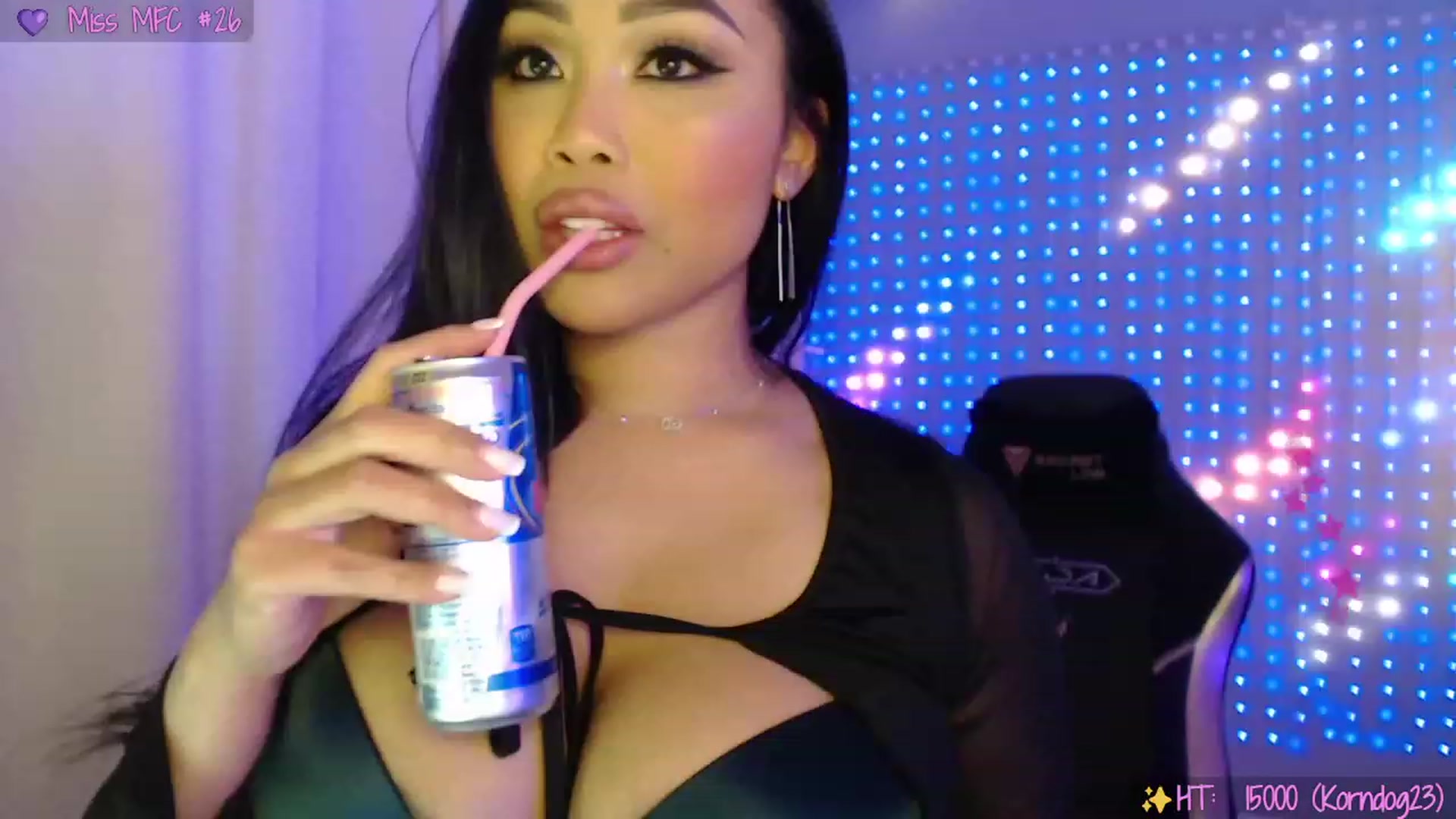 Gallery image thumbnail from SinCityVEE's myfreecams stream on, 11/26/2023, 08:55 image 3 of 20