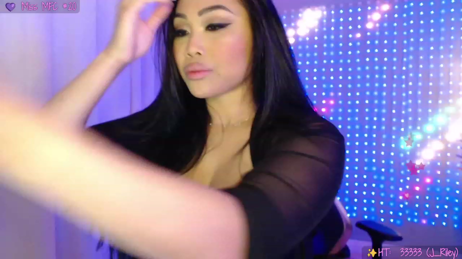Gallery image thumbnail from SinCityVEE's myfreecams stream on, 11/26/2023, 08:55 image 18 of 20