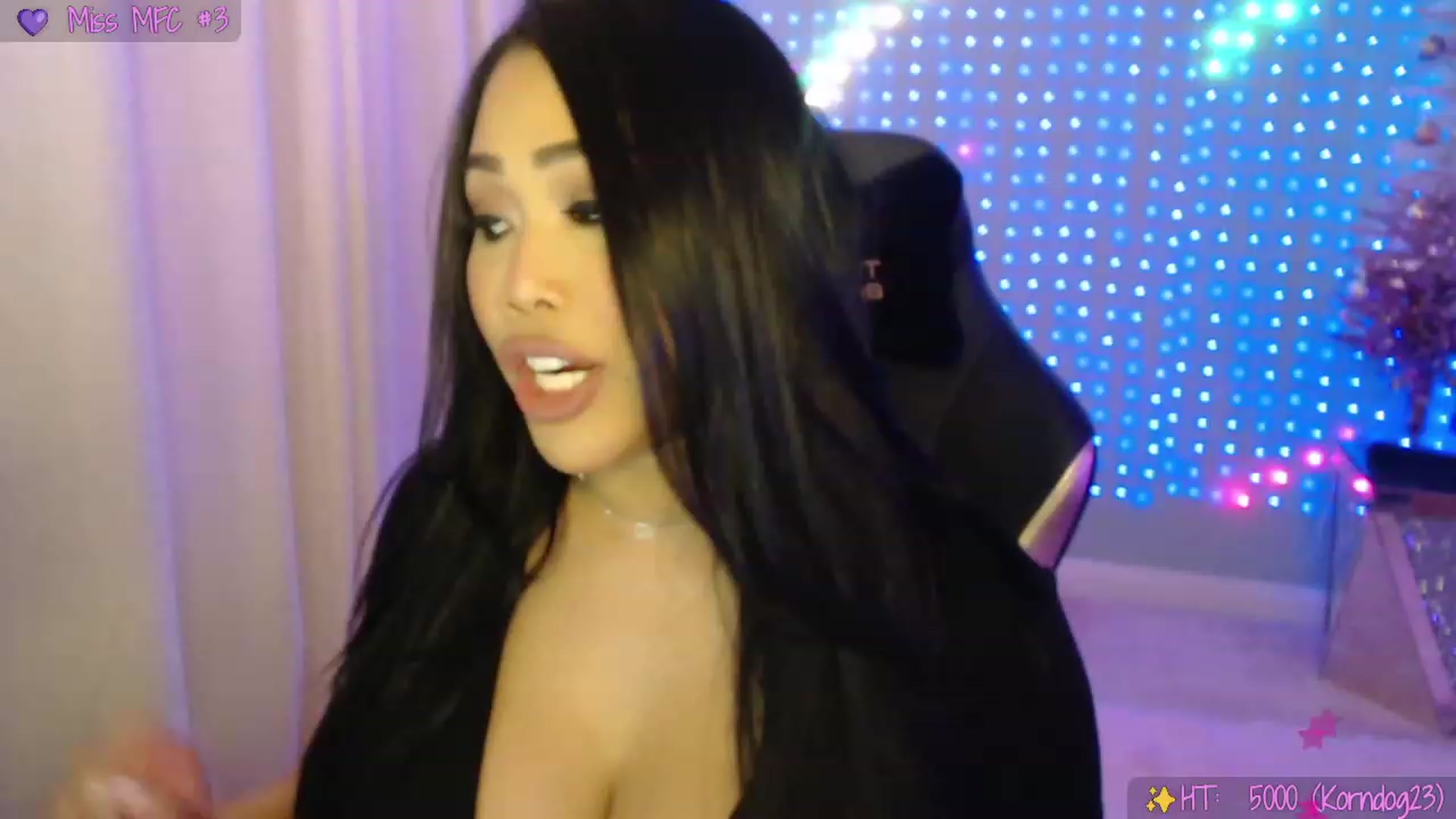 Gallery image thumbnail from SinCityVEE's myfreecams stream on, 12/03/2023, 06:06 image 2 of 20