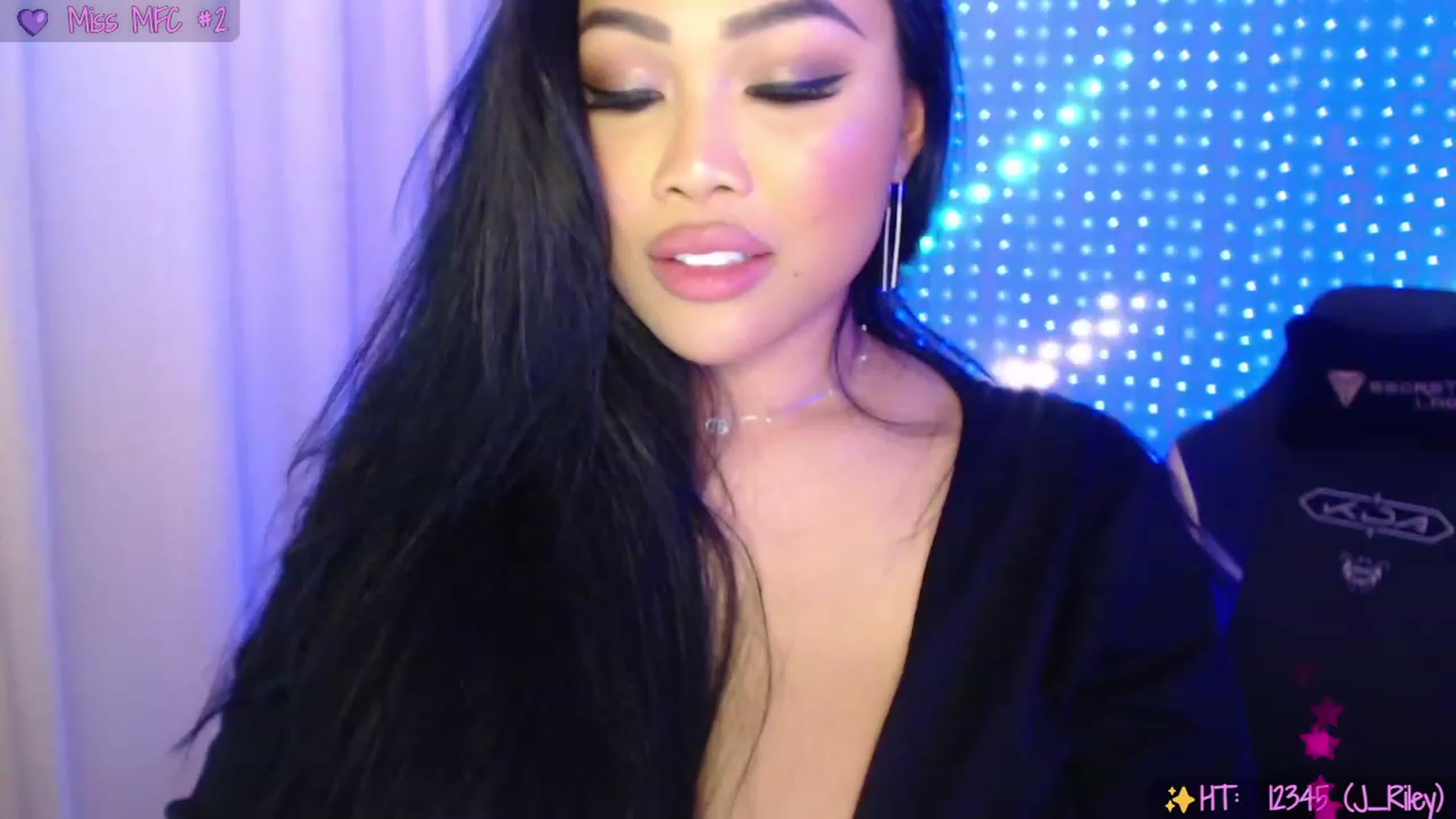 Gallery image thumbnail from SinCityVEE's myfreecams stream on, 12/03/2023, 08:02 image 13 of 20
