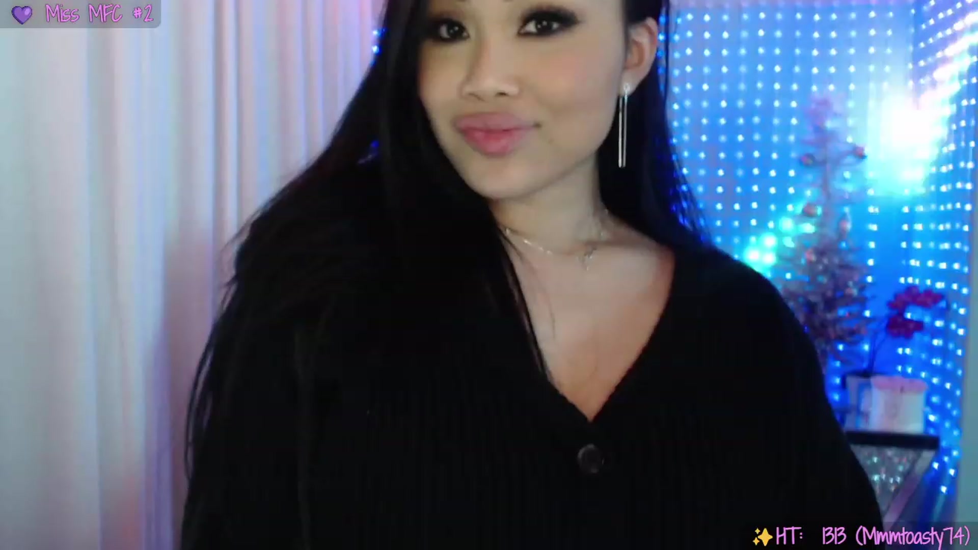 Gallery image thumbnail from SinCityVEE's myfreecams stream on, 12/05/2023, 15:52 image 15 of 20
