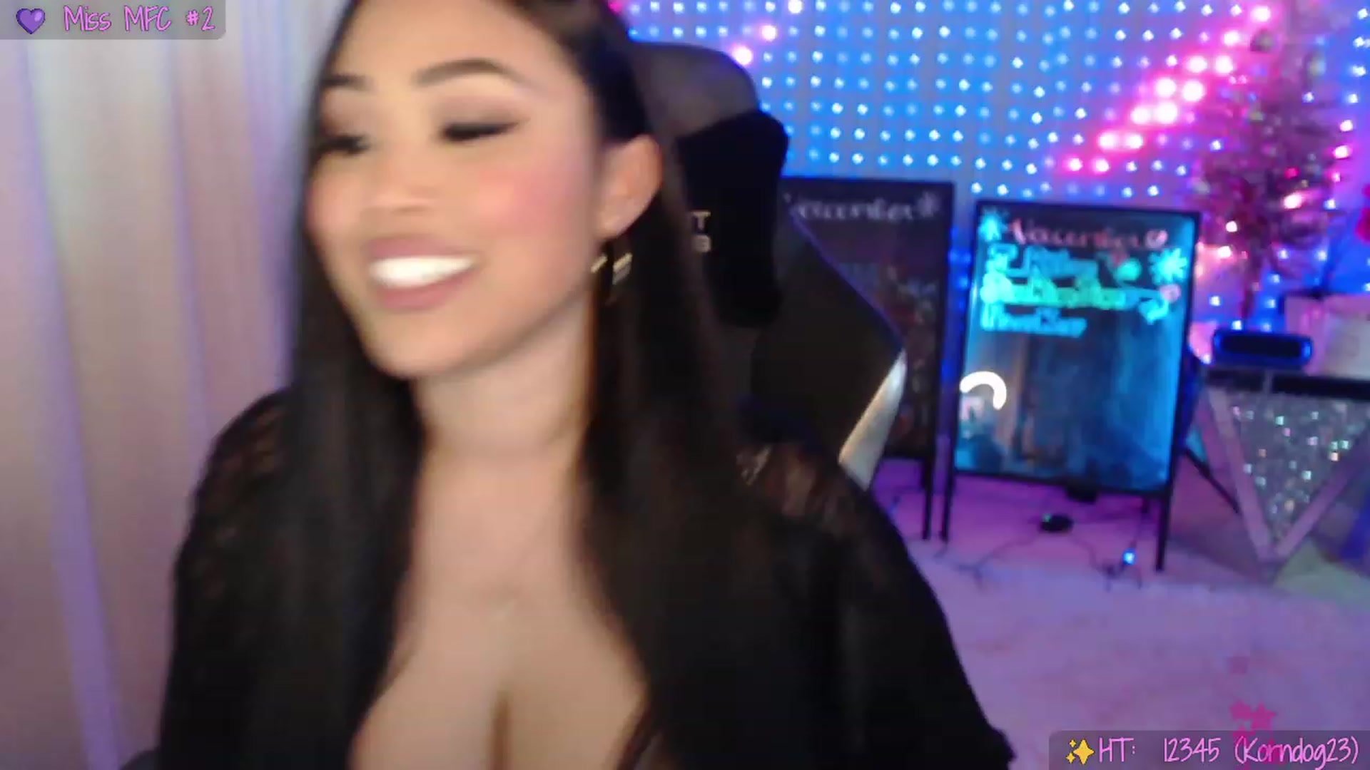 Gallery image thumbnail from SinCityVEE's myfreecams stream on, 12/06/2023, 06:50 image 8 of 20