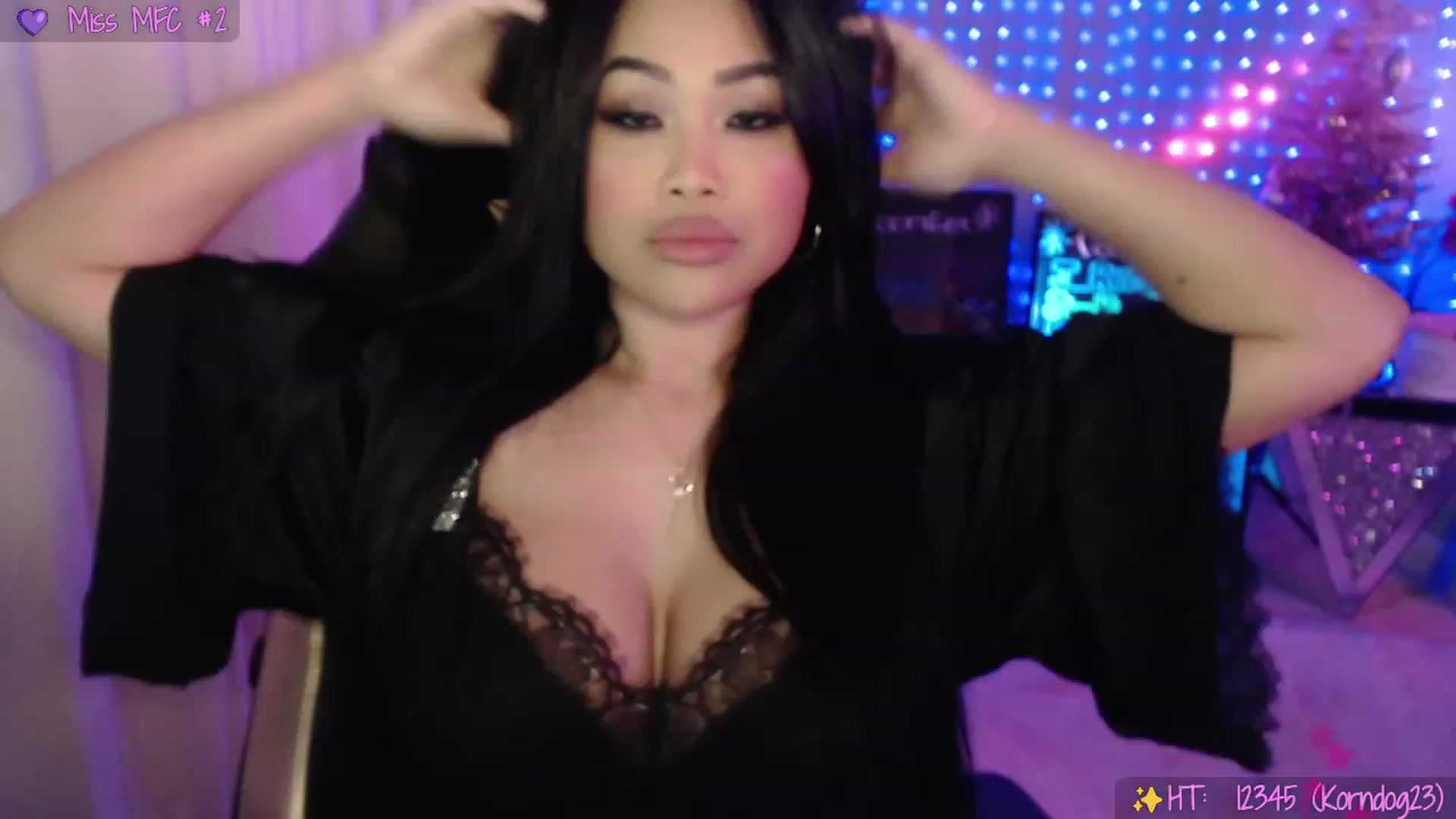 Gallery image thumbnail from SinCityVEE's myfreecams stream on, 12/06/2023, 06:50 image 18 of 20