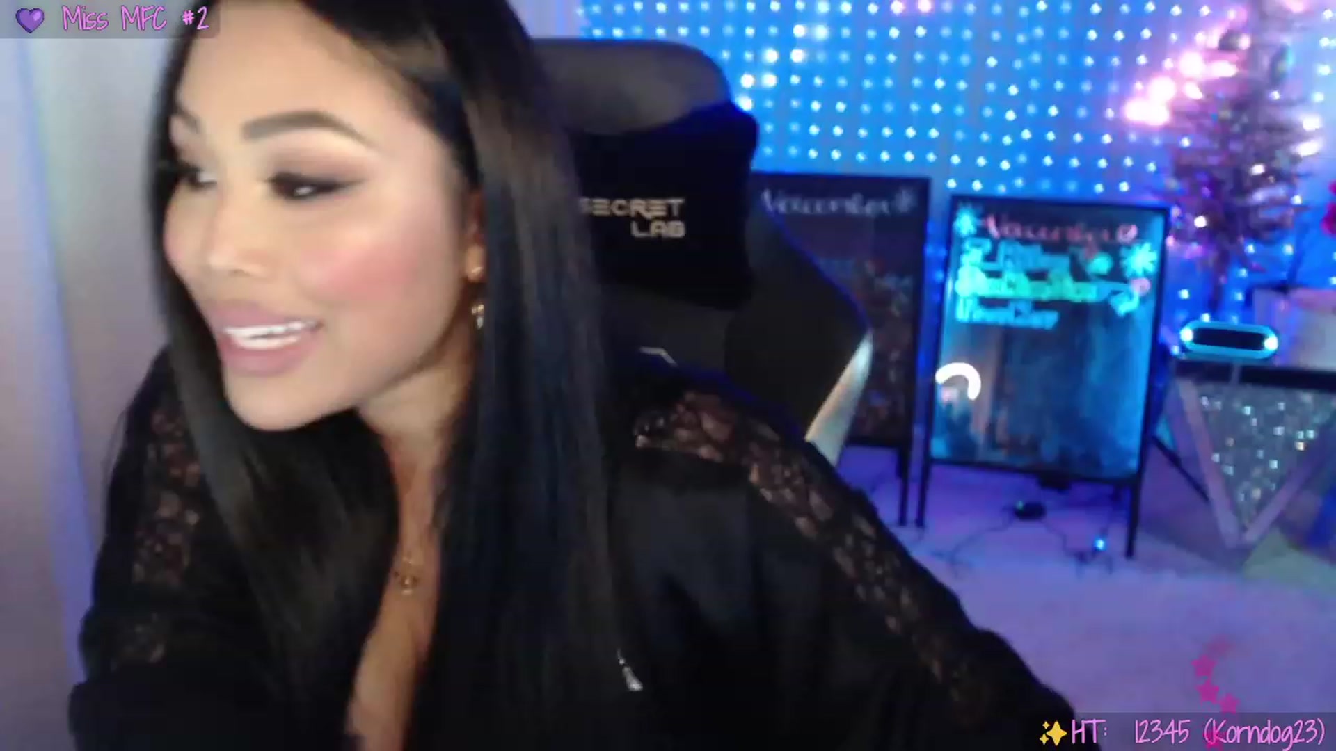 Gallery image thumbnail from SinCityVEE's myfreecams stream on, 12/06/2023, 06:50 image 16 of 20