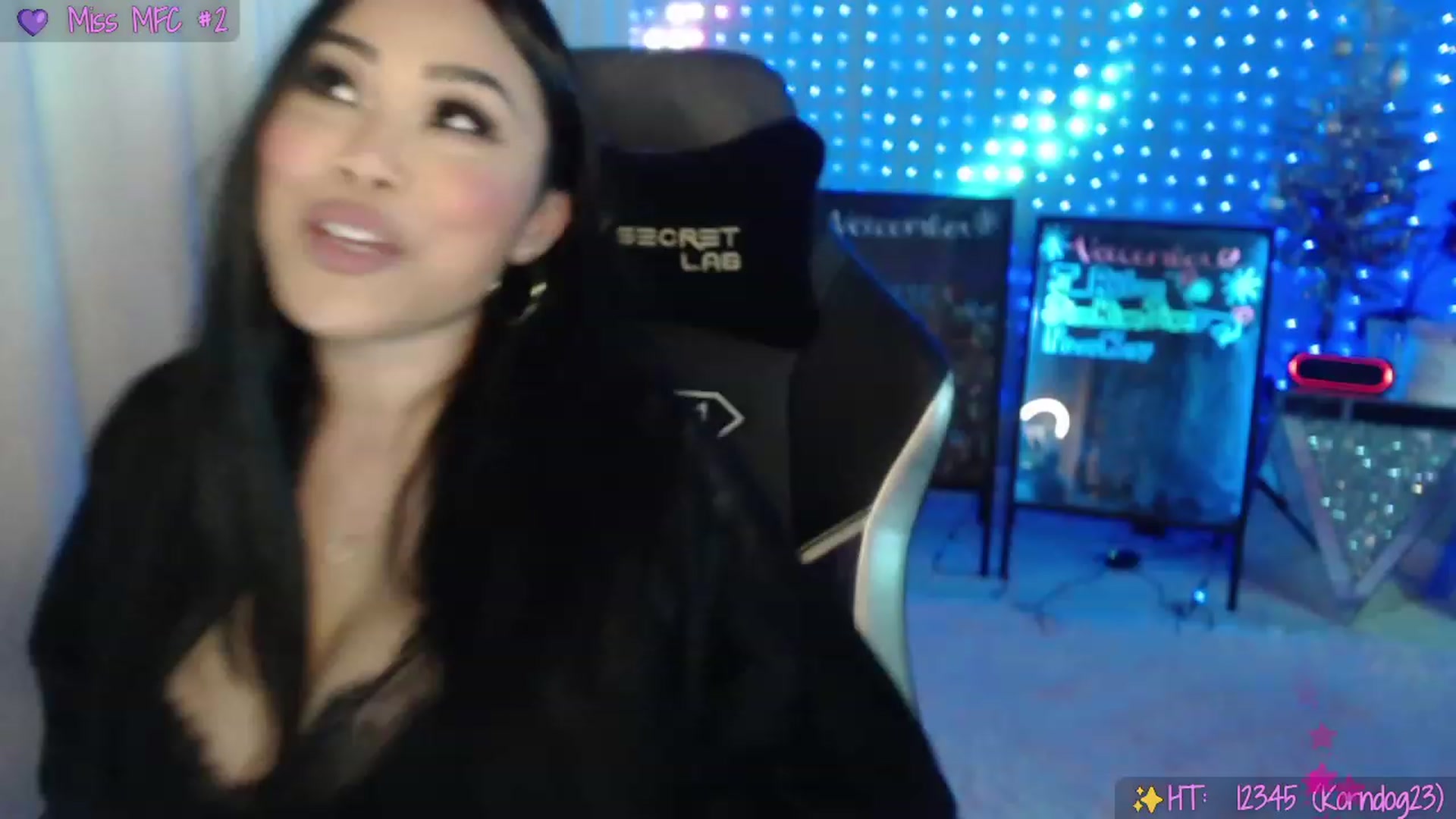Gallery image thumbnail from SinCityVEE's myfreecams stream on, 12/06/2023, 06:50 image 14 of 20