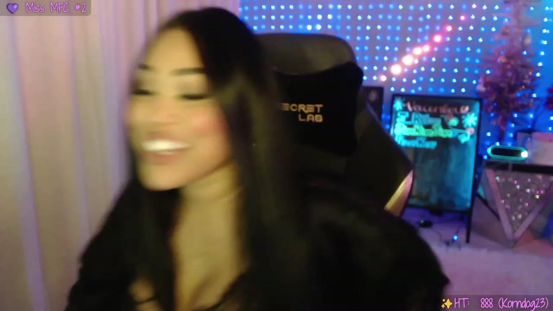 Gallery image thumbnail from SinCityVEE's myfreecams stream on, 12/06/2023, 06:50 image 4 of 20