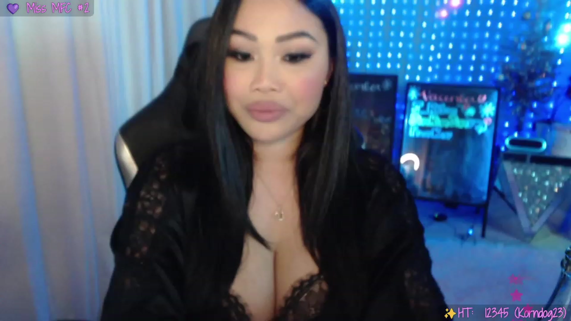 Gallery image thumbnail from SinCityVEE's myfreecams stream on, 12/06/2023, 06:50 image 11 of 20
