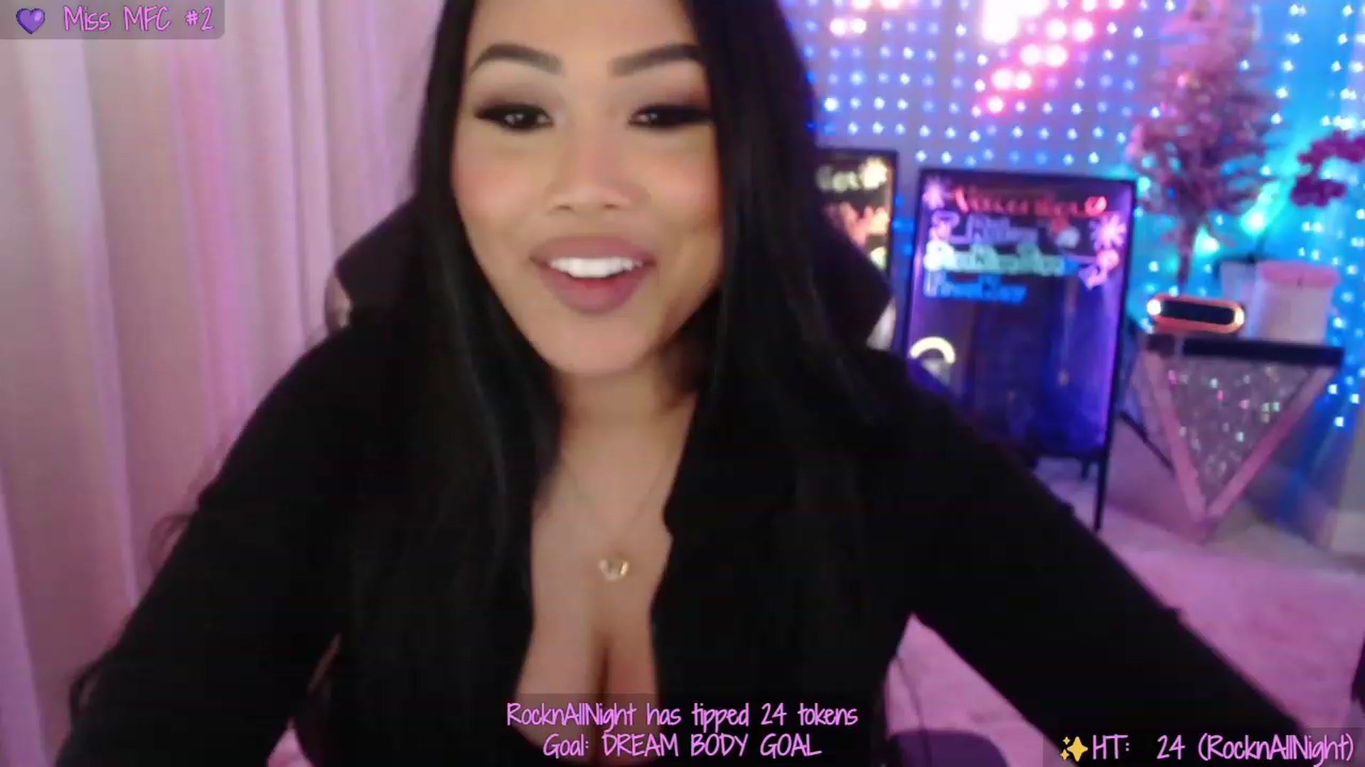 Gallery image thumbnail from SinCityVEE's myfreecams stream on, 12/07/2023, 08:15 image 3 of 20