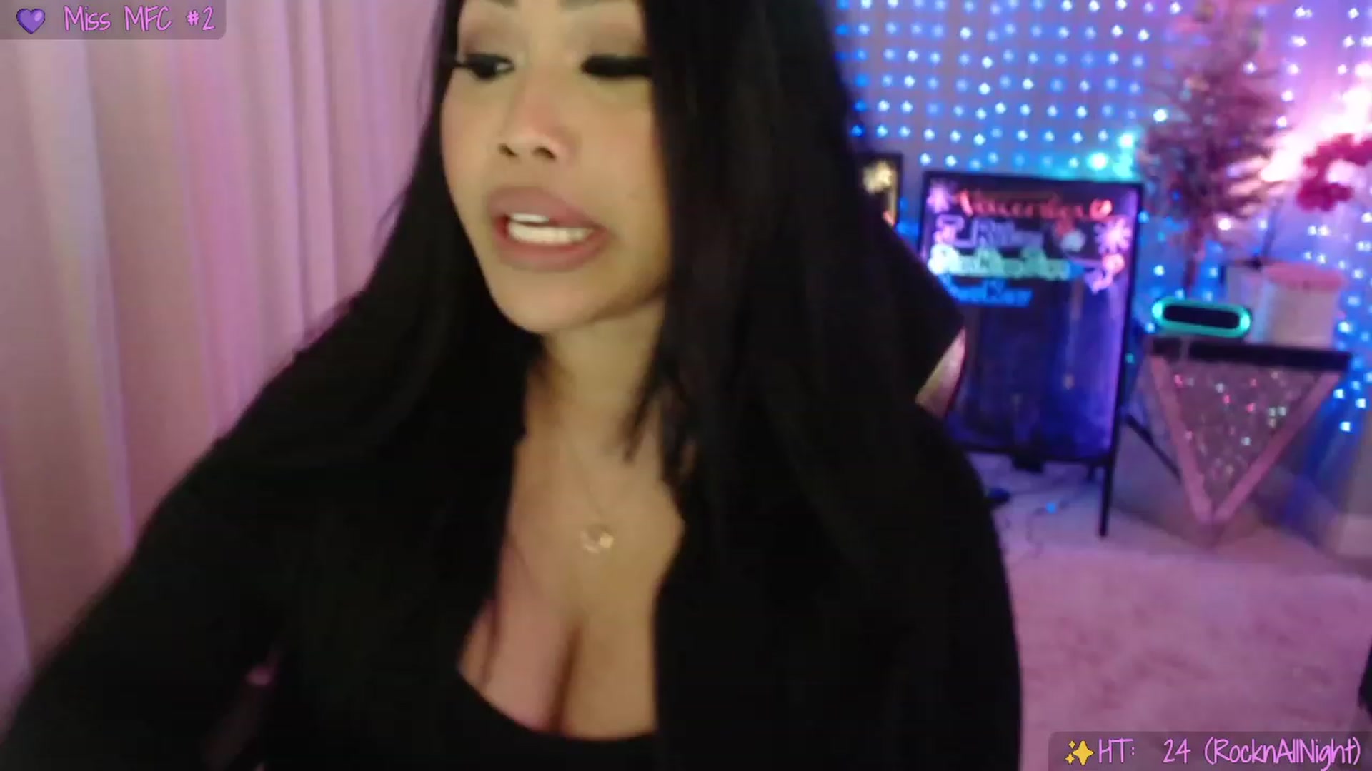 Gallery image thumbnail from SinCityVEE's myfreecams stream on, 12/07/2023, 08:15 image 13 of 20