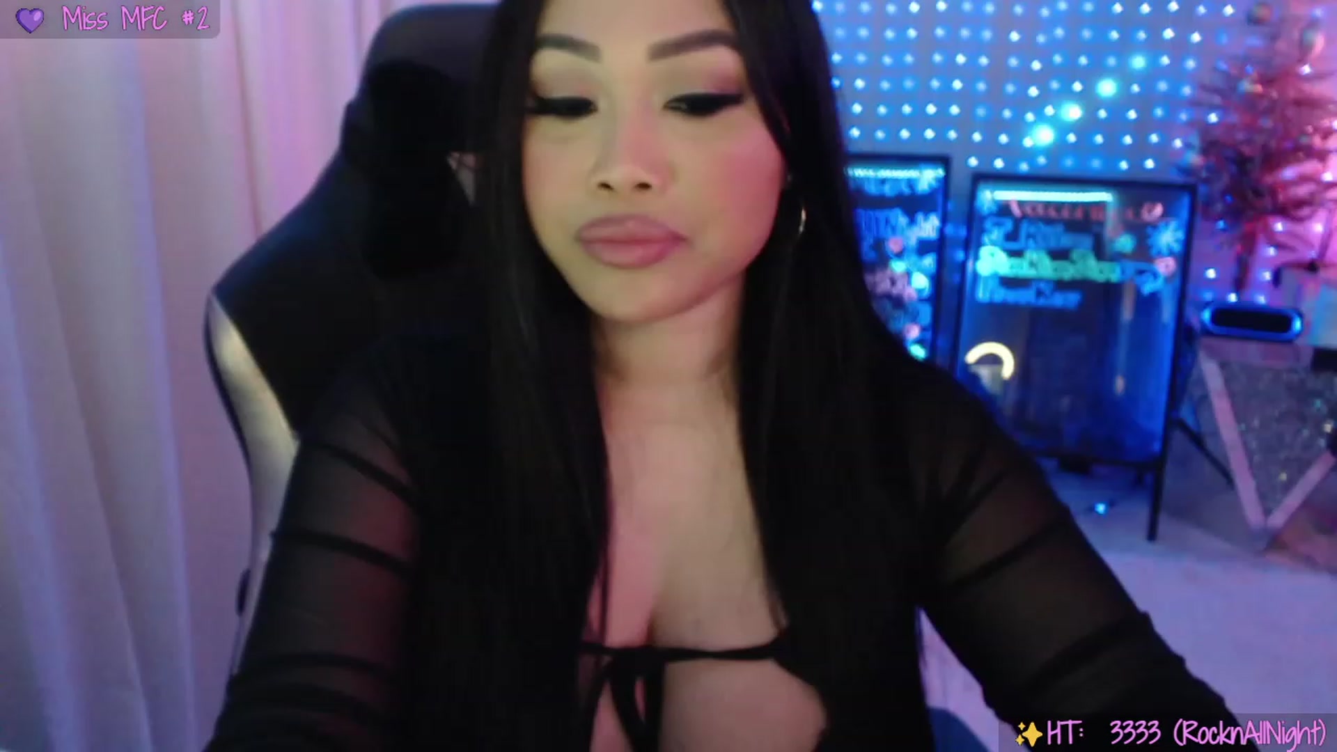 Gallery image thumbnail from SinCityVEE's myfreecams stream on, 12/10/2023, 10:09 image 6 of 20