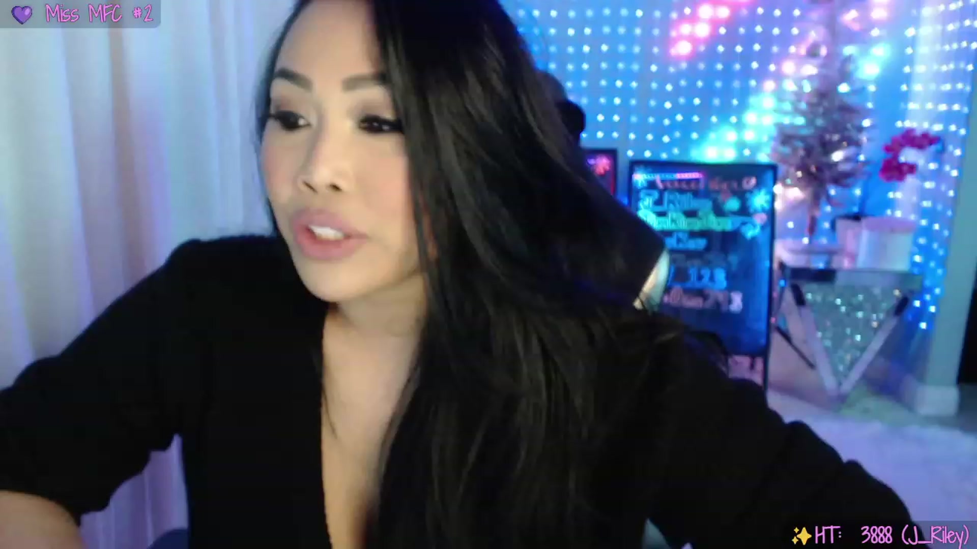 Gallery image thumbnail from SinCityVEE's myfreecams stream on, 12/13/2023, 08:04 image 4 of 20
