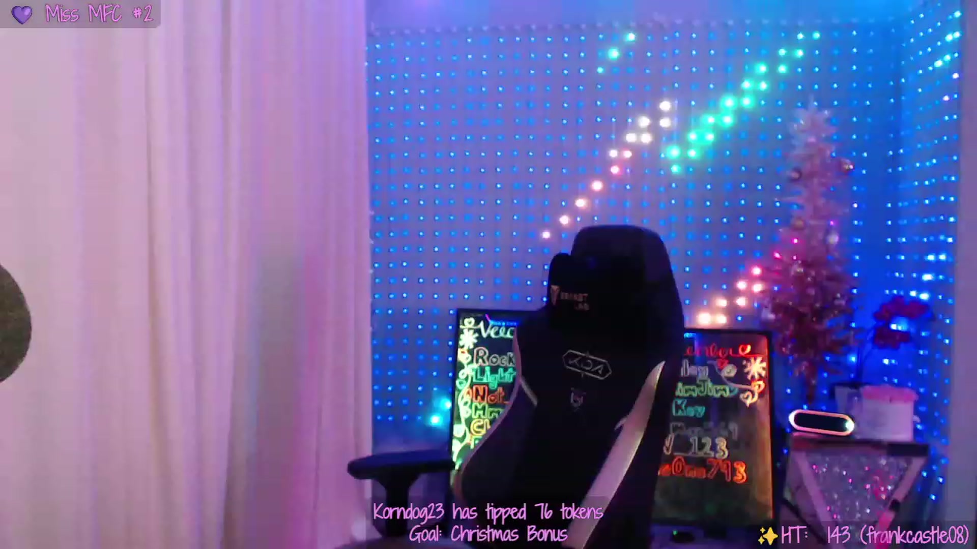 Gallery image thumbnail from SinCityVEE's myfreecams stream on, 12/14/2023, 07:27 image 13 of 20