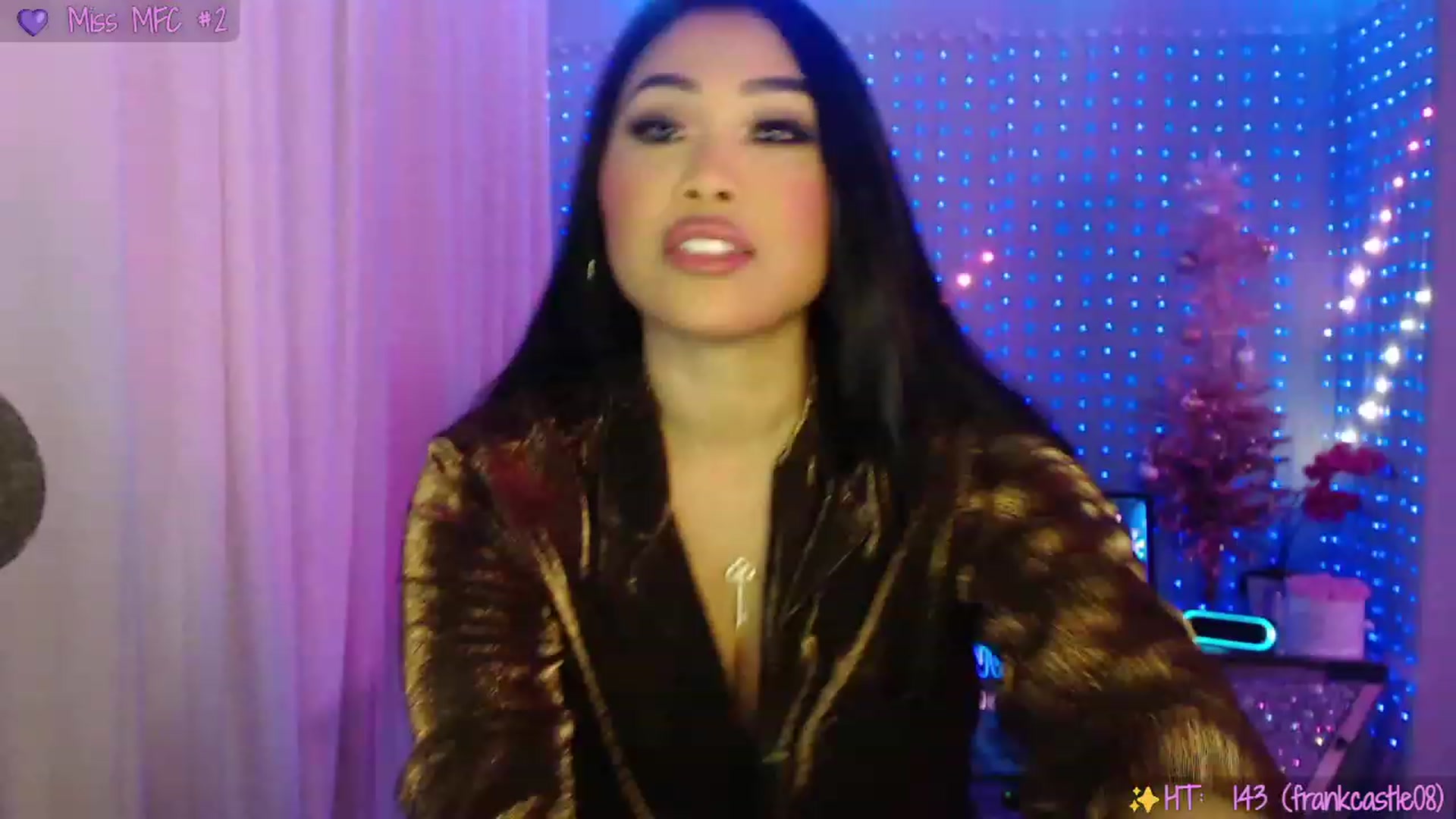 Gallery image thumbnail from SinCityVEE's myfreecams stream on, 12/14/2023, 07:27 image 8 of 20