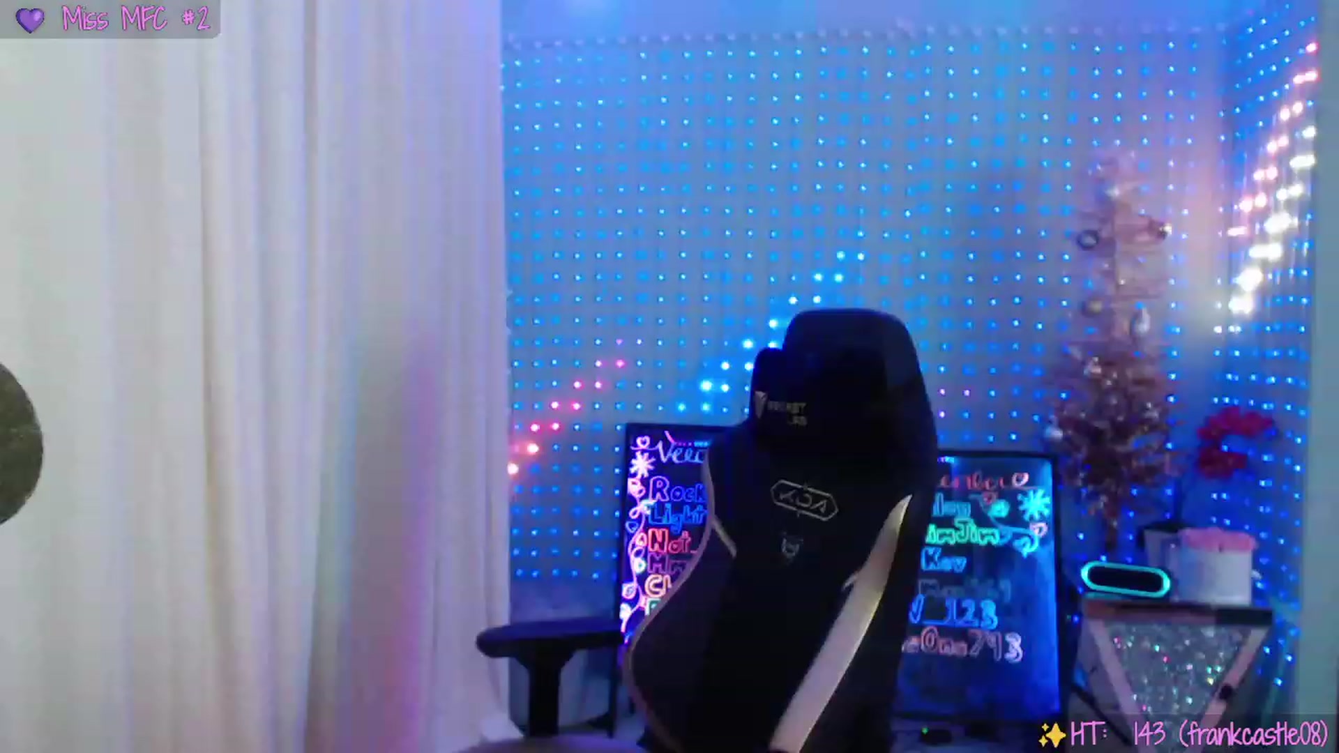 Gallery image thumbnail from SinCityVEE's myfreecams stream on, 12/14/2023, 07:27 image 14 of 20