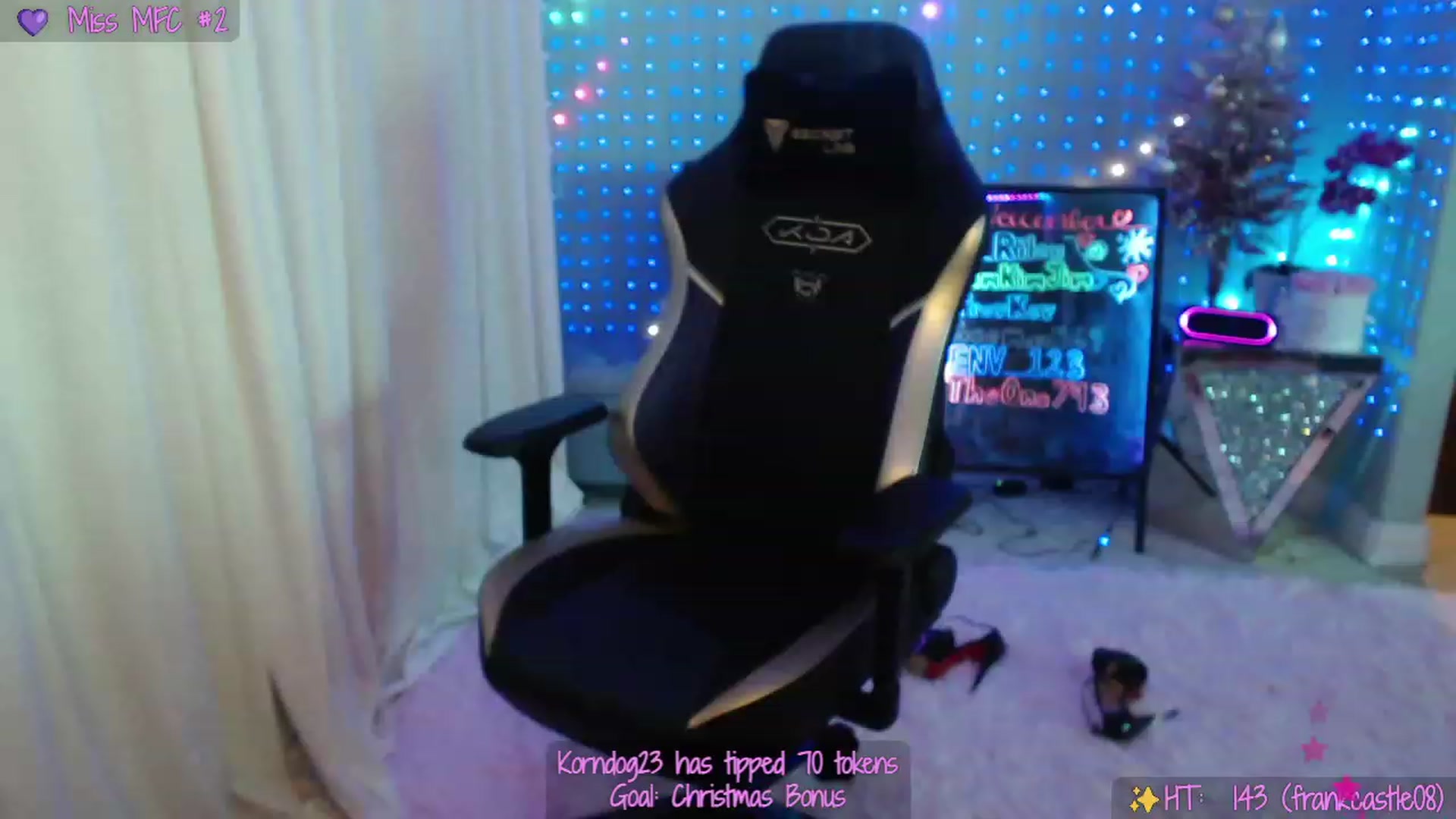 Gallery image thumbnail from SinCityVEE's myfreecams stream on, 12/14/2023, 07:27 image 1 of 20