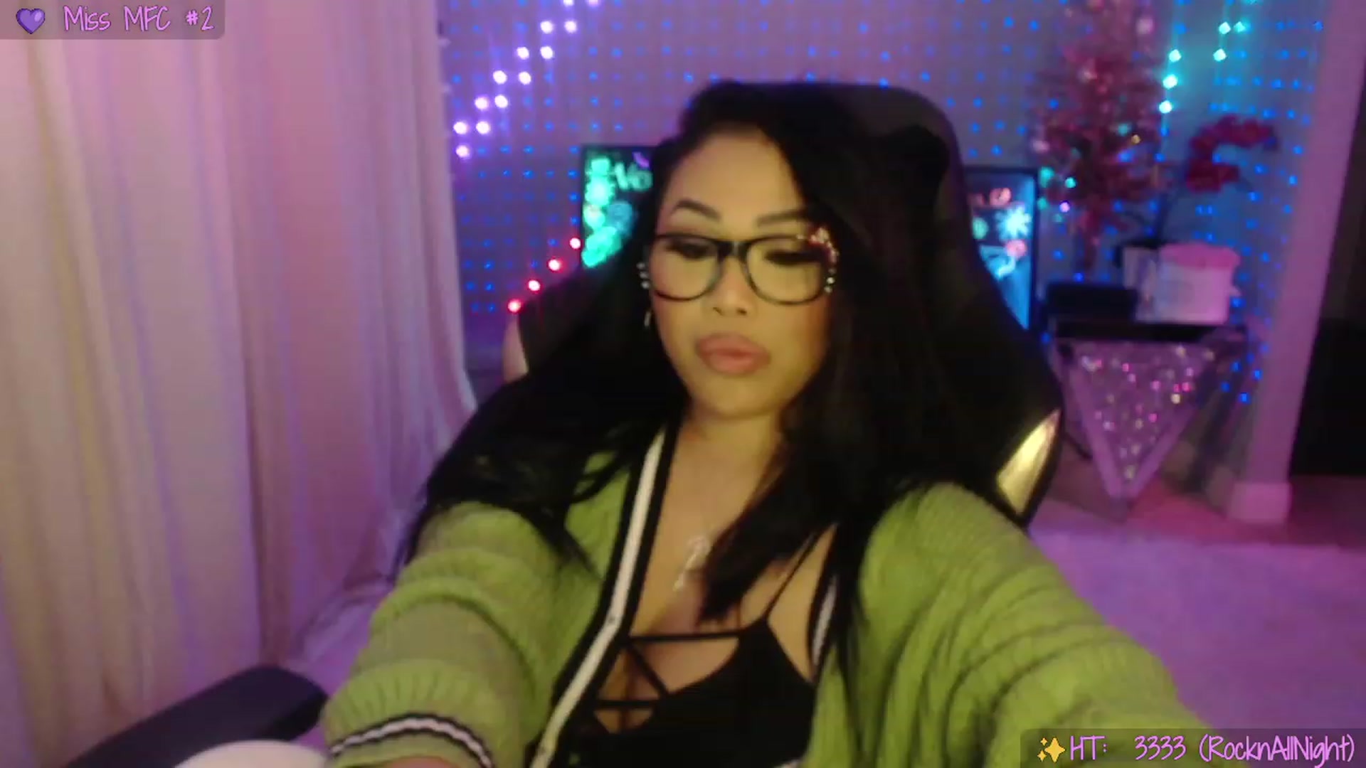 Gallery image thumbnail from SinCityVEE's myfreecams stream on, 12/20/2023, 06:14 image 9 of 20