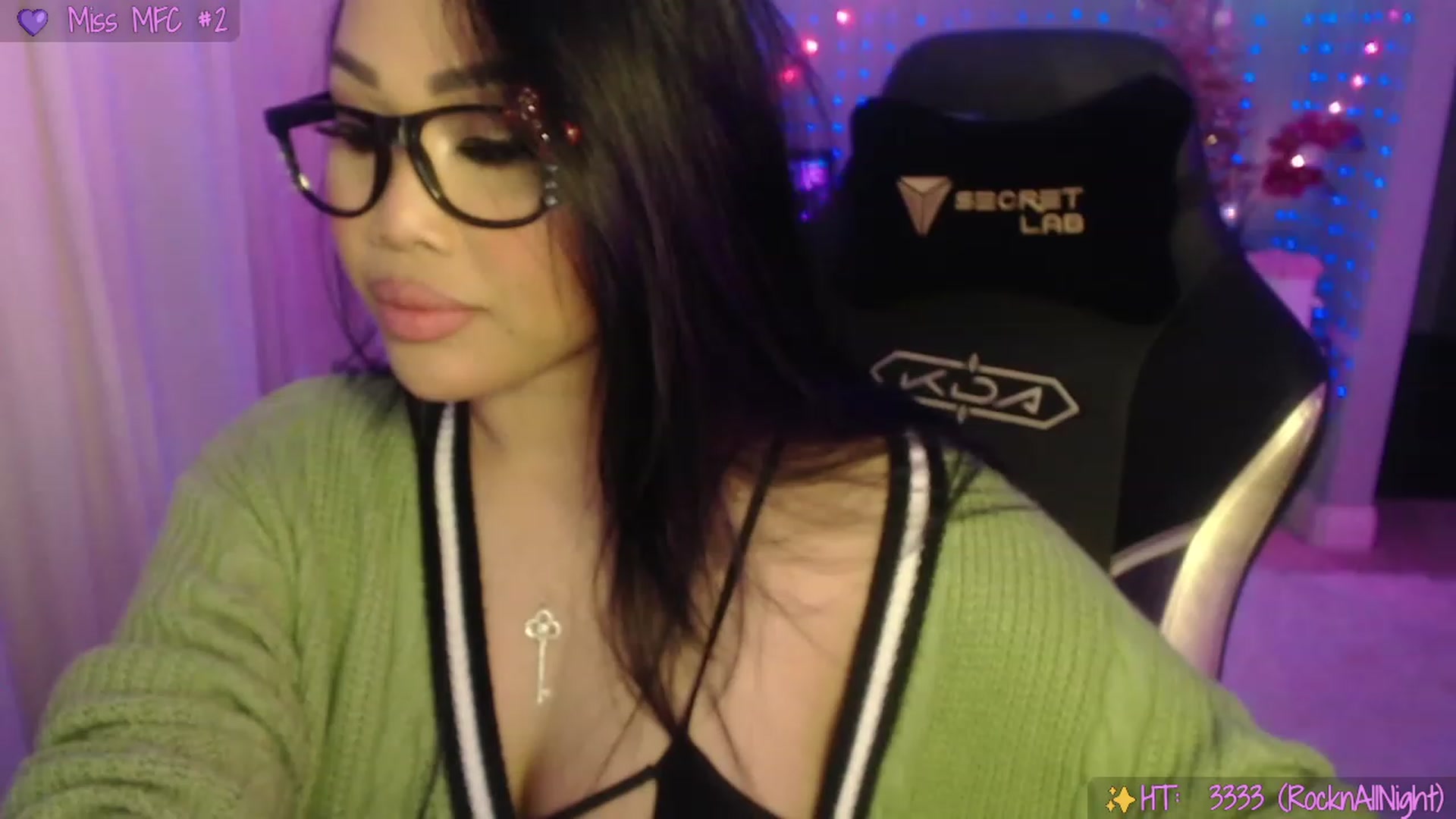 Gallery image thumbnail from SinCityVEE's myfreecams stream on, 12/20/2023, 06:14 image 12 of 20