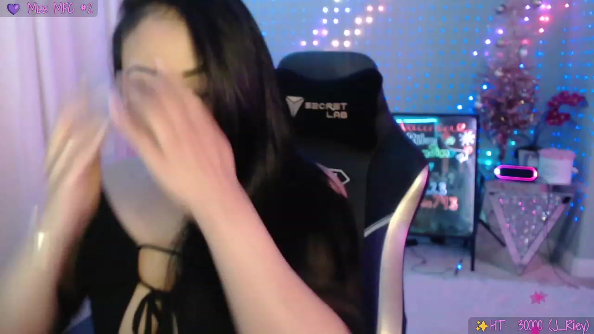 Gallery image thumbnail from SinCityVEE's myfreecams stream on, 12/23/2023, 07:10 image 3 of 20