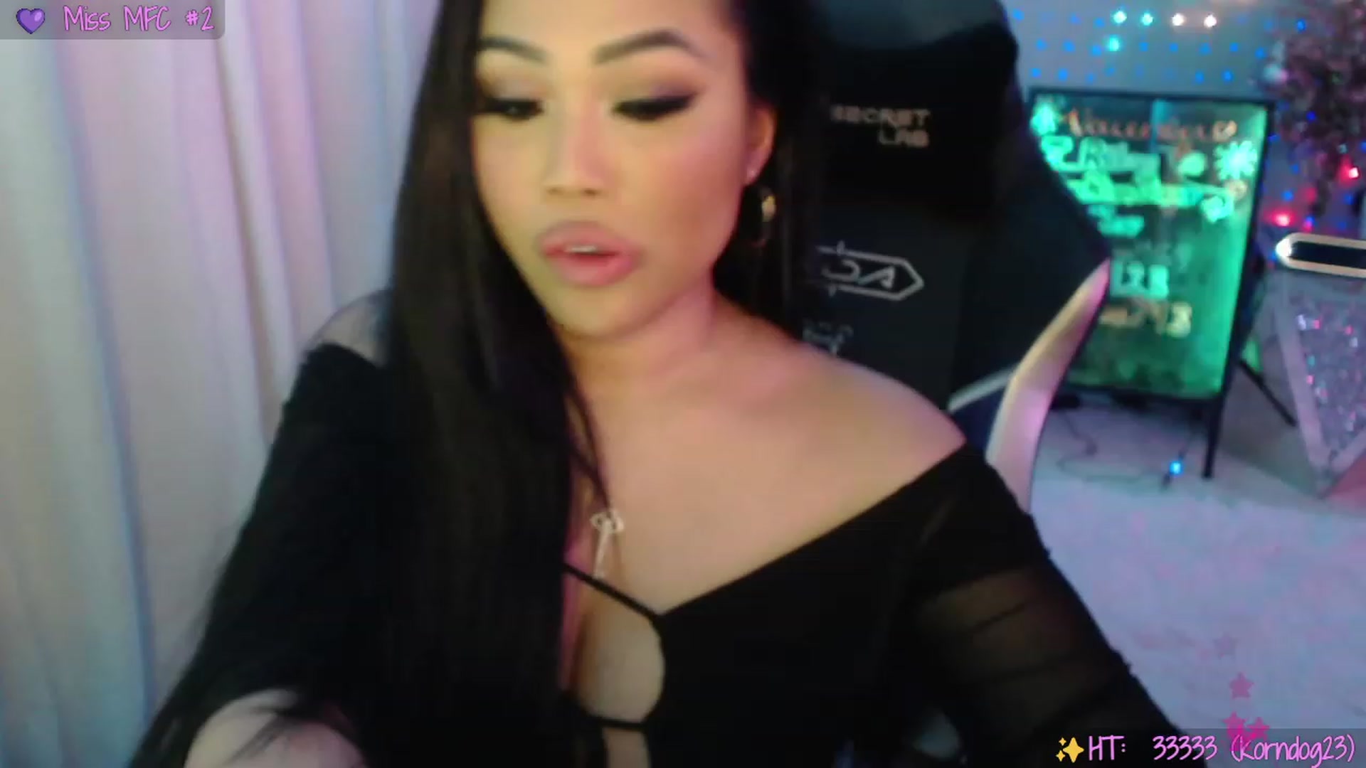 Gallery image thumbnail from SinCityVEE's myfreecams stream on, 12/23/2023, 07:56 image 11 of 20
